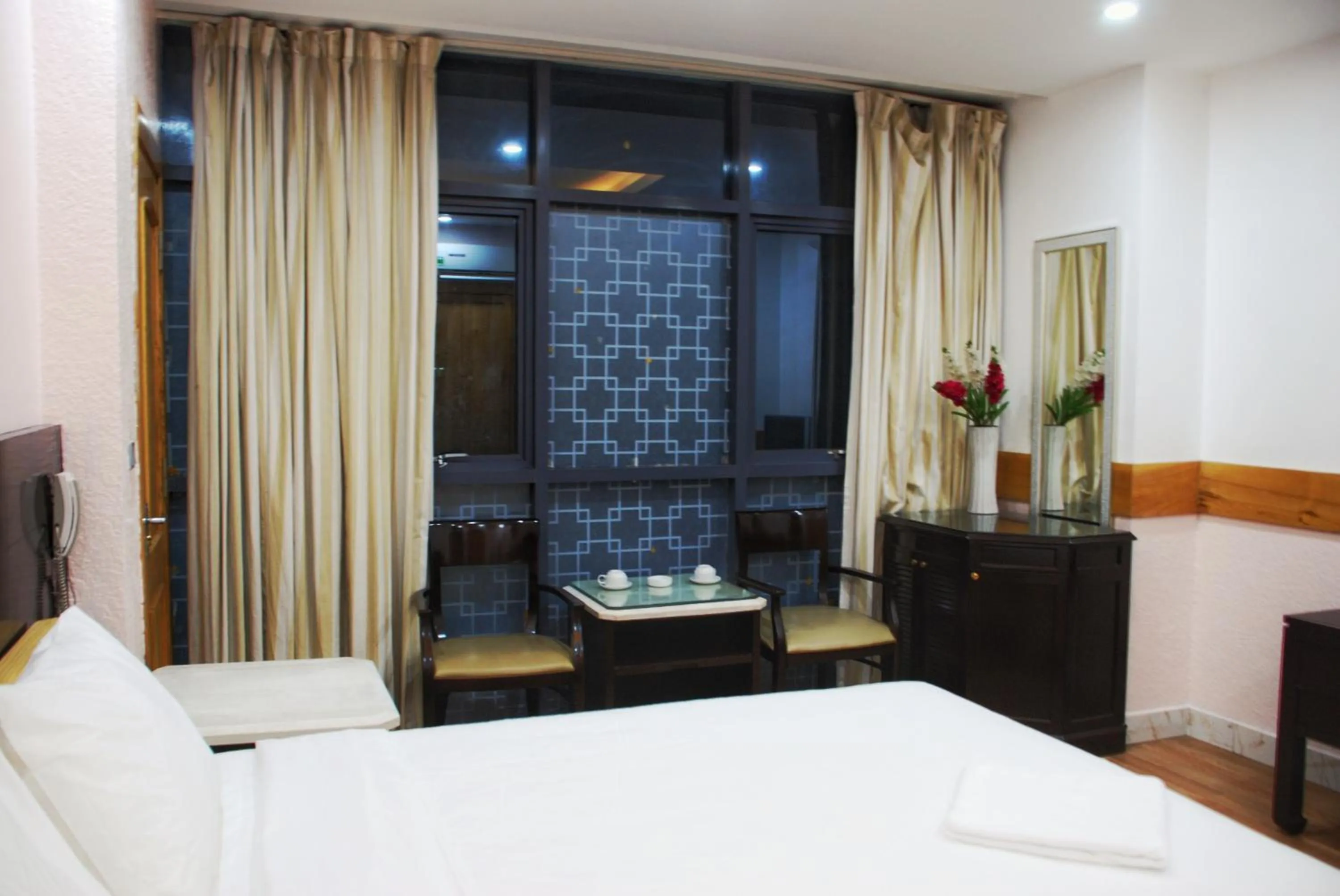 Night, Bed in Nice Hotel