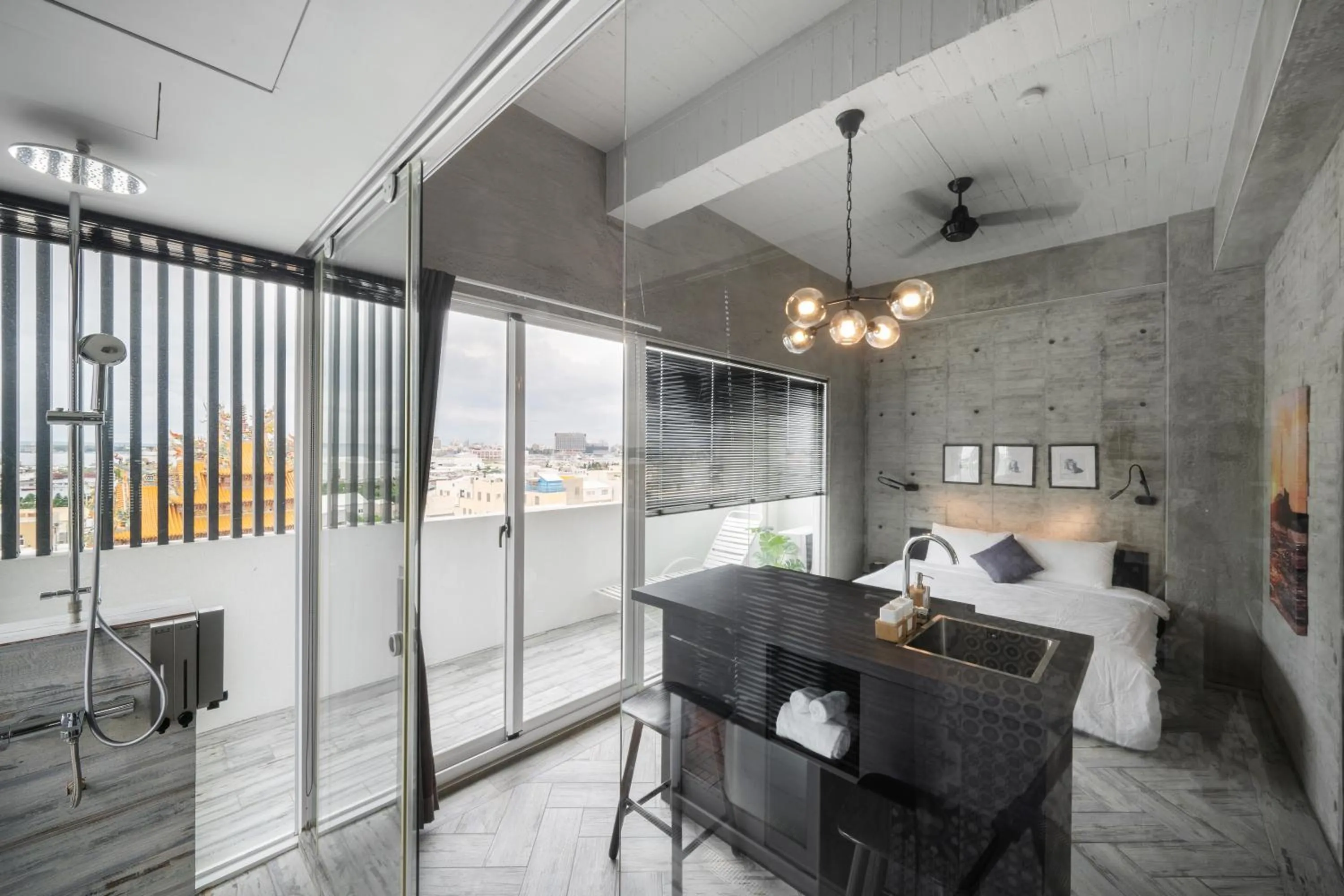 Photo of the whole room, Bed in Color Coral Boutique Hotel