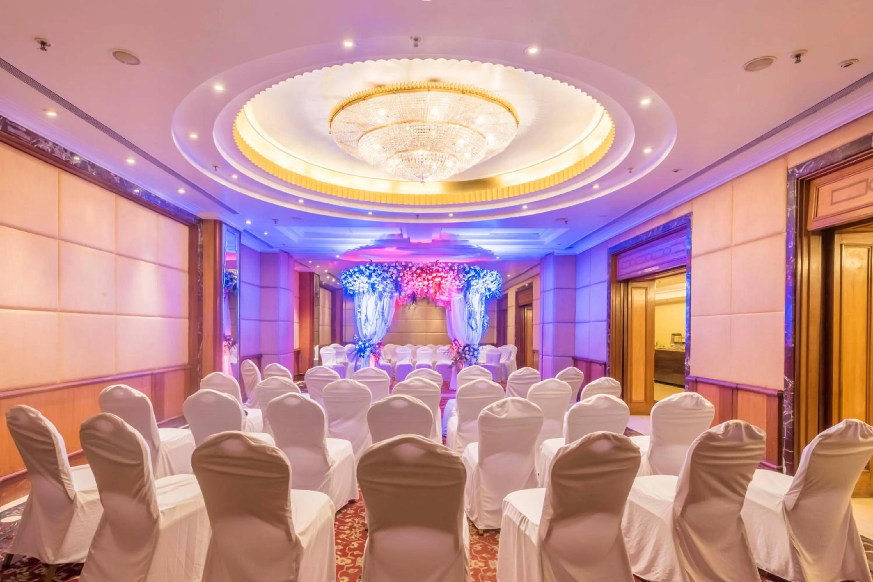 Banquet/Function facilities in Hotel Parle International