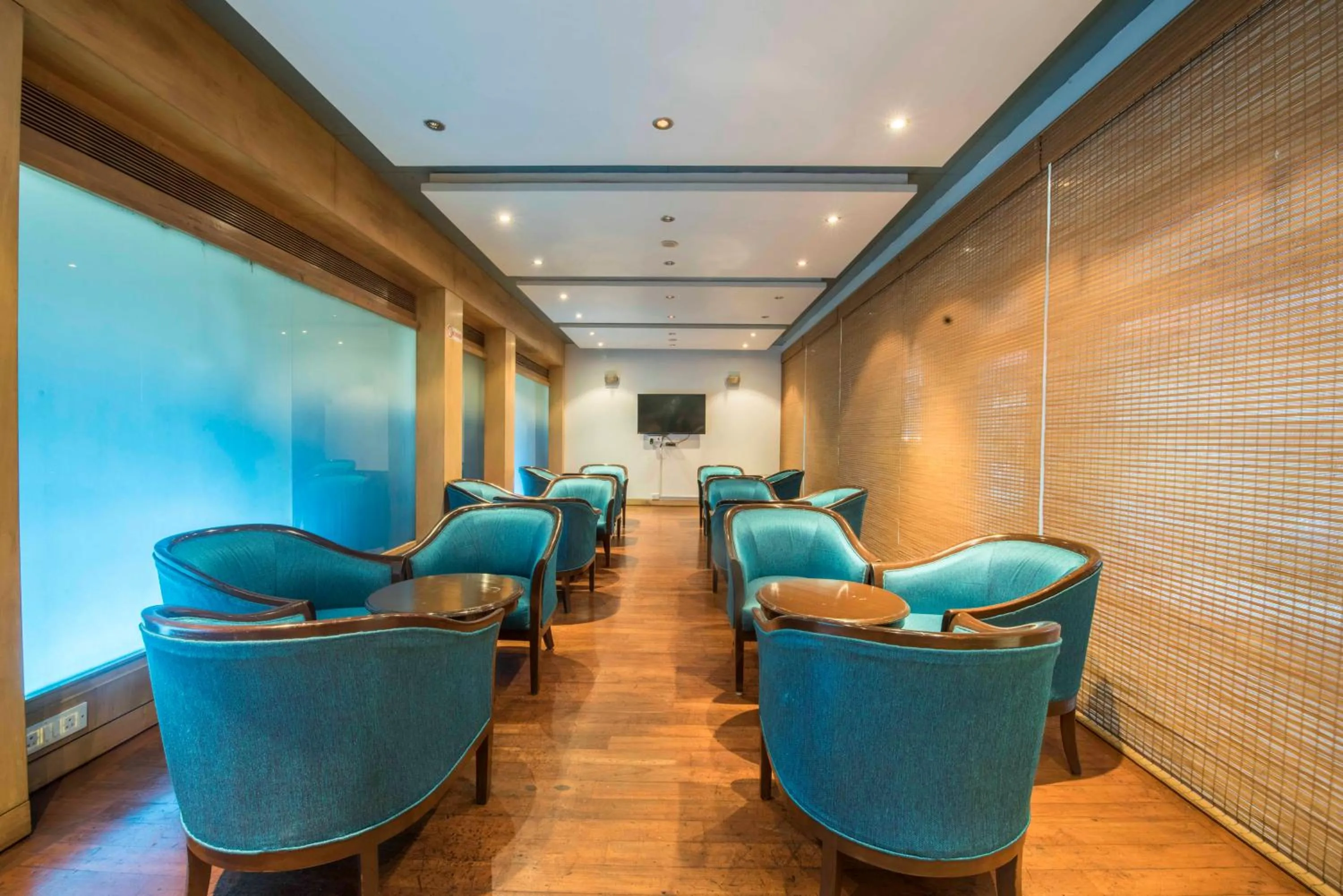Lounge or bar in Hotel Parle International