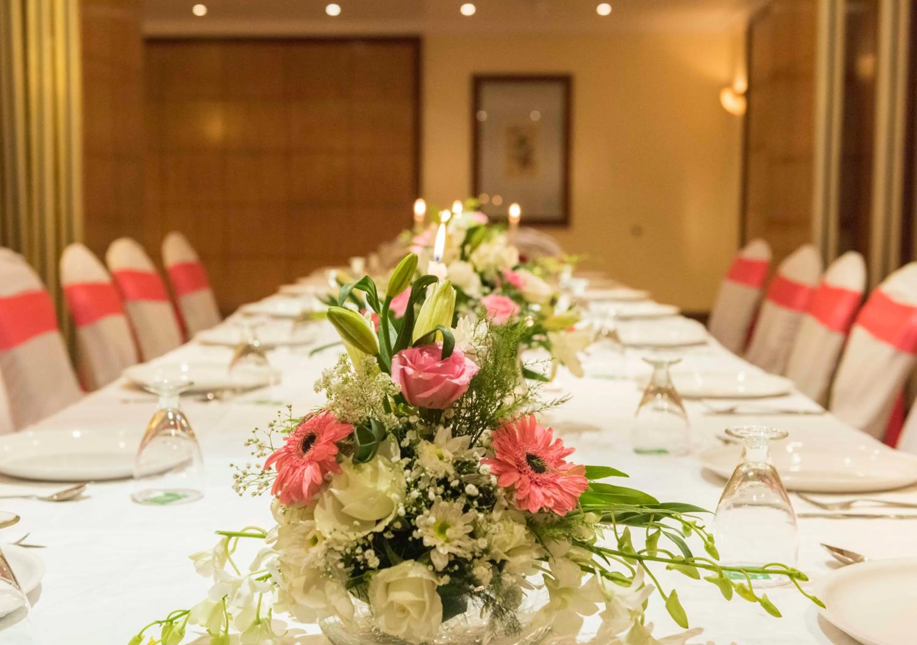 Business facilities in Hotel Parle International