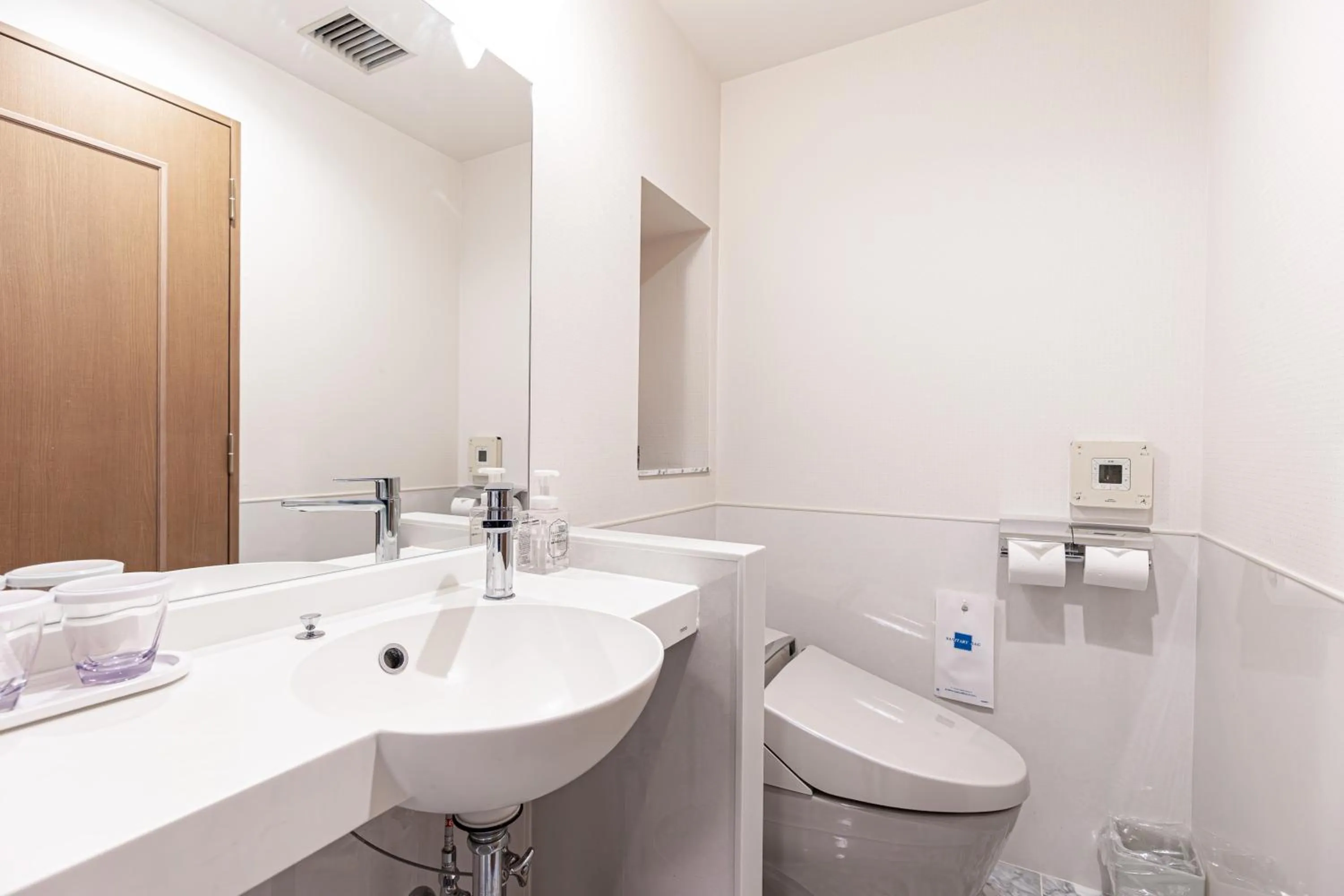 Toilet in Hotel Rose Garden Shinjuku