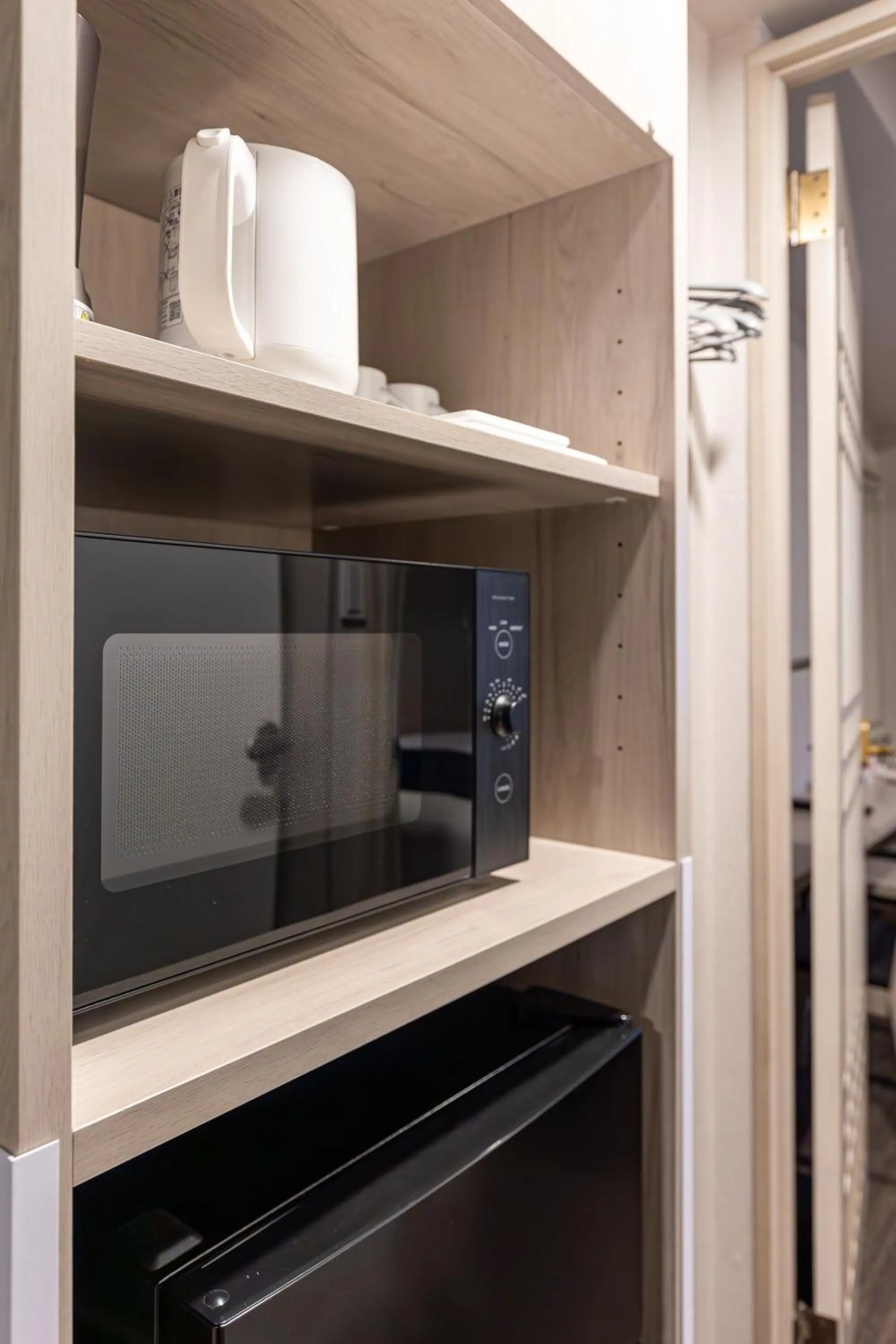 microwave in Hotel Rose Garden Shinjuku