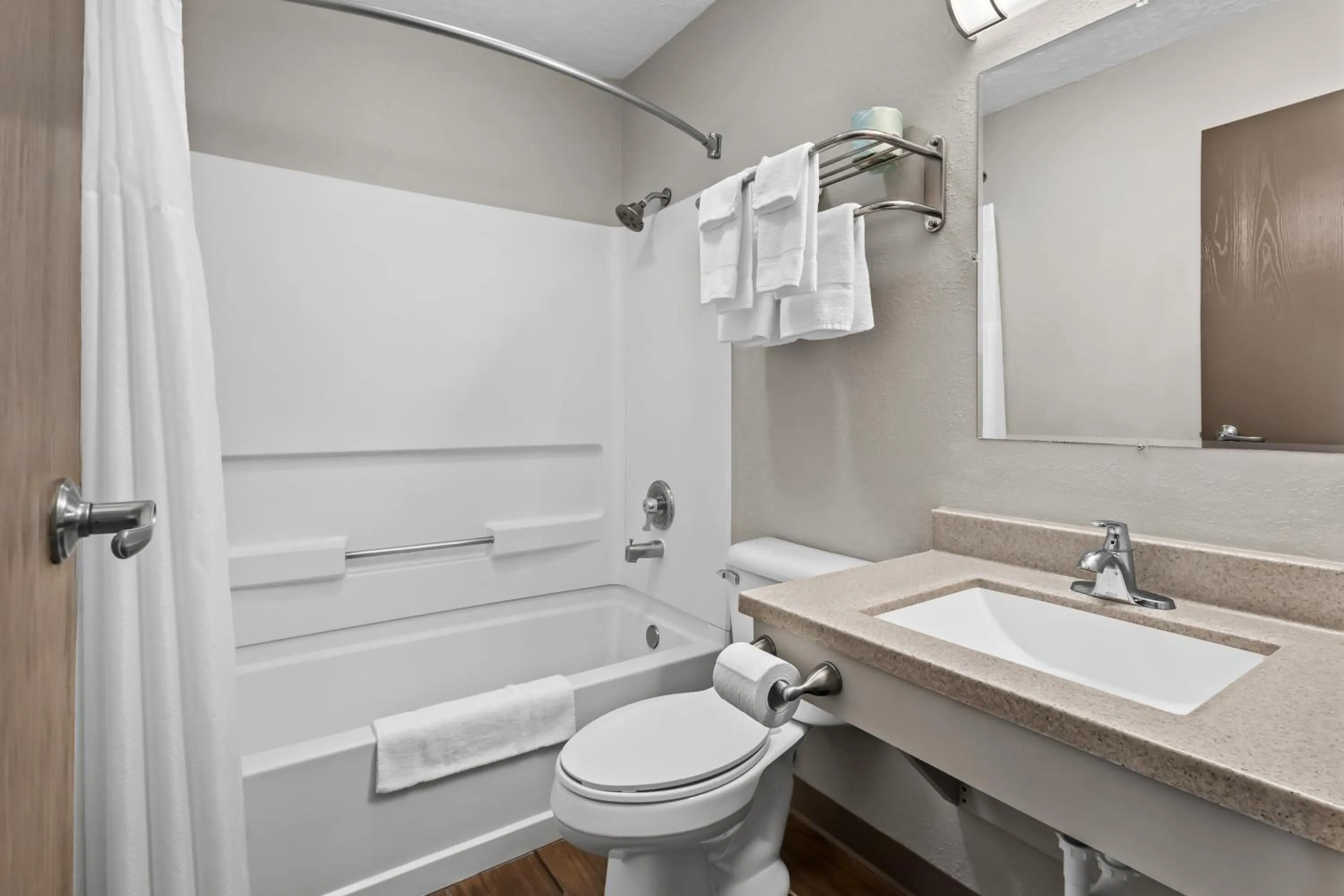 Bathroom in Motel 6 North Sioux City, SD I 29 North