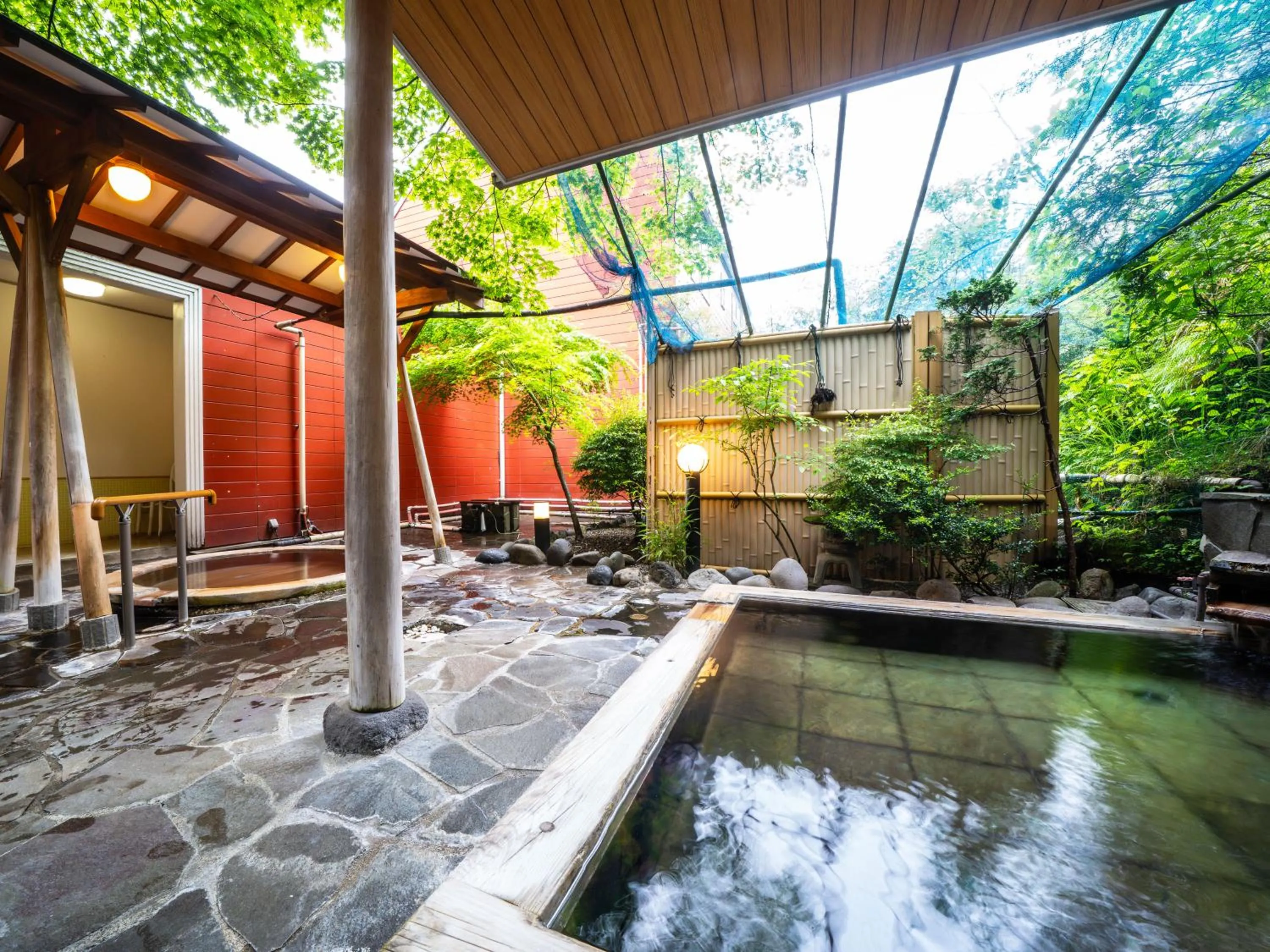 Open Air Bath in Hotel Euro City