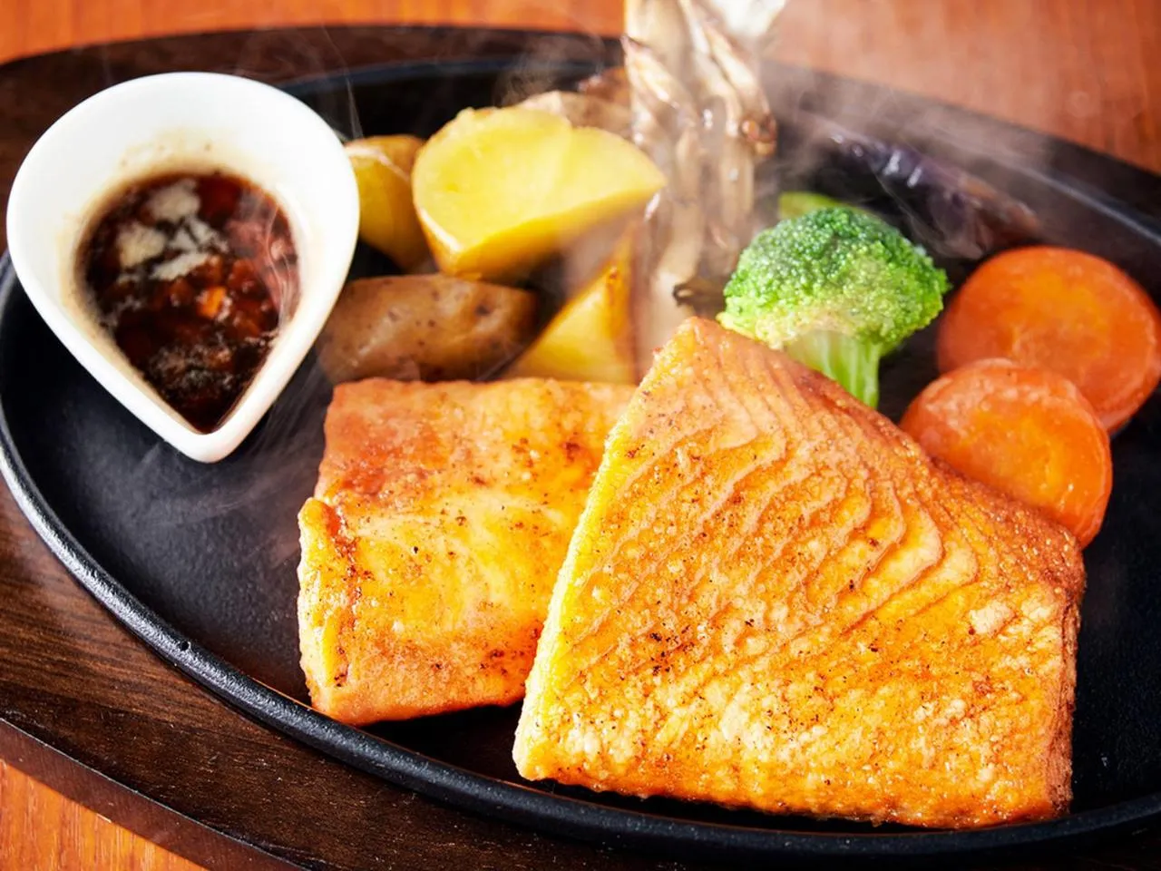 Restaurant/places to eat in Hotel Euro City