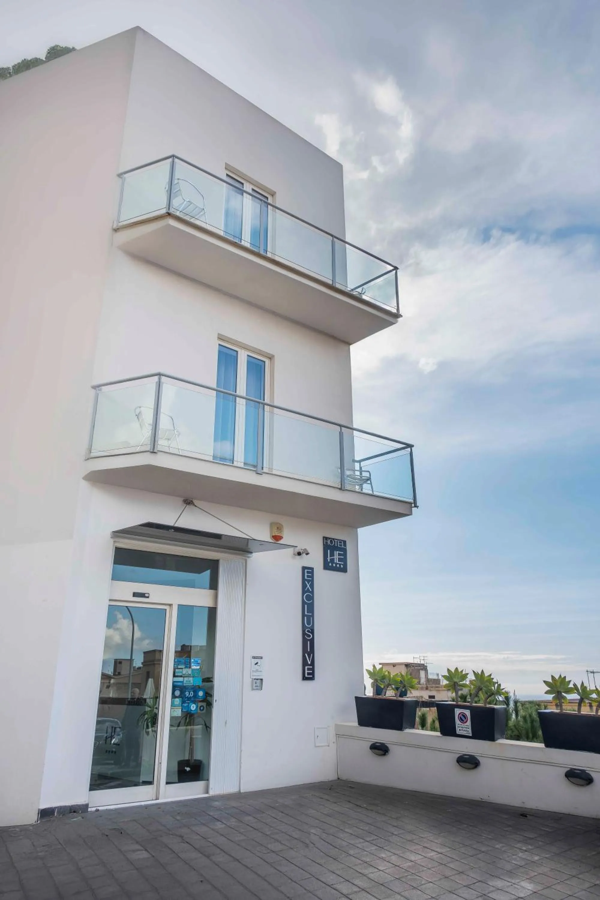 Property building in Hotel Exclusive