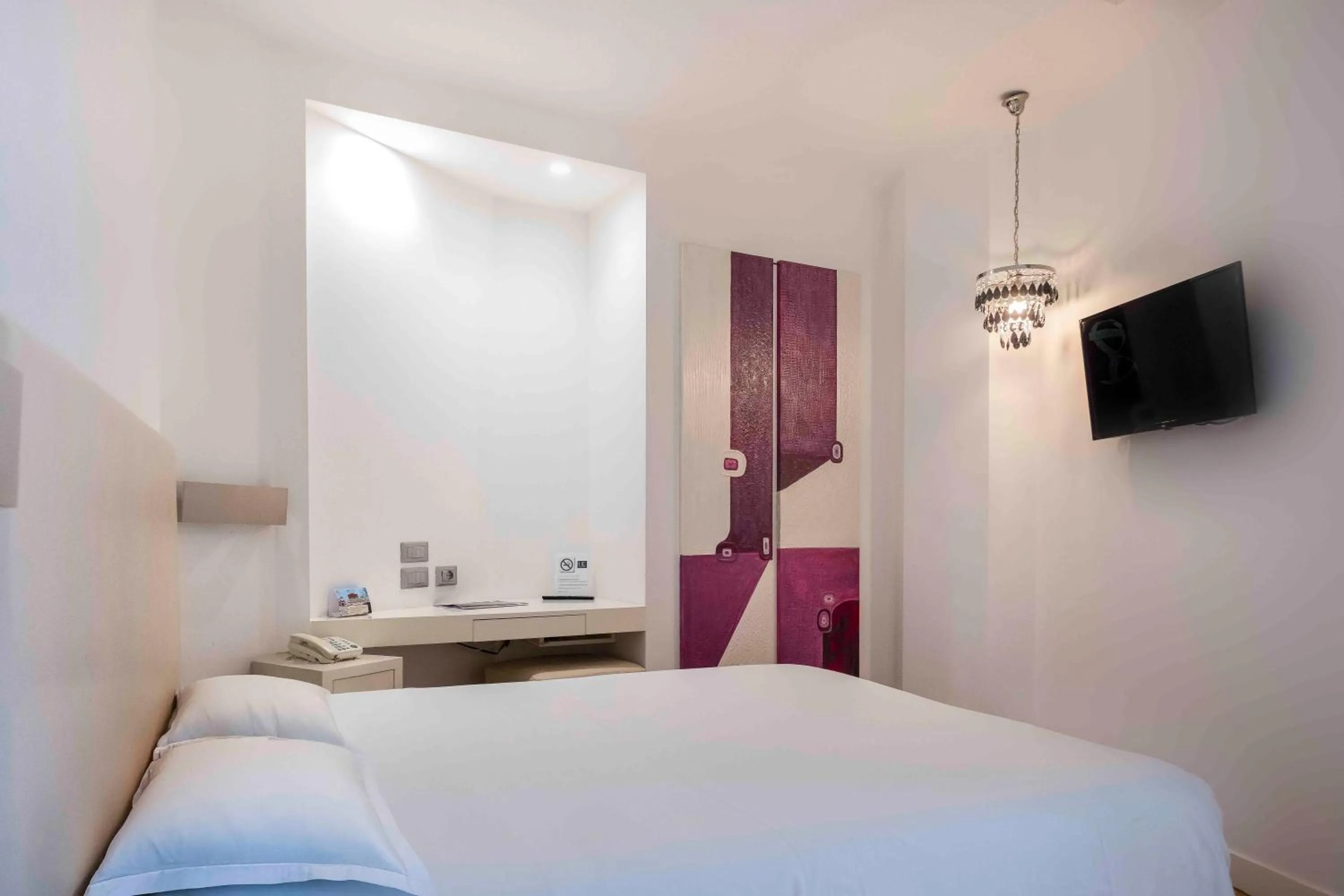 Bedroom, Bed in Hotel Exclusive