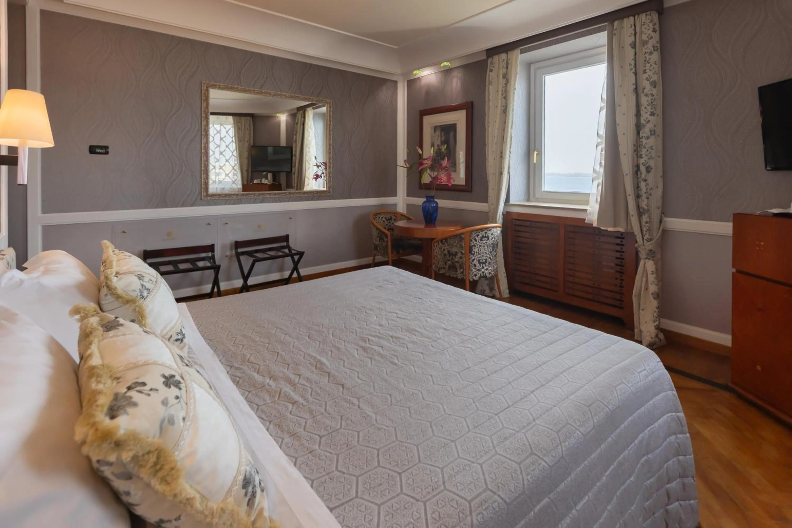 Bedroom, Bed in Grand Hotel Ortigia