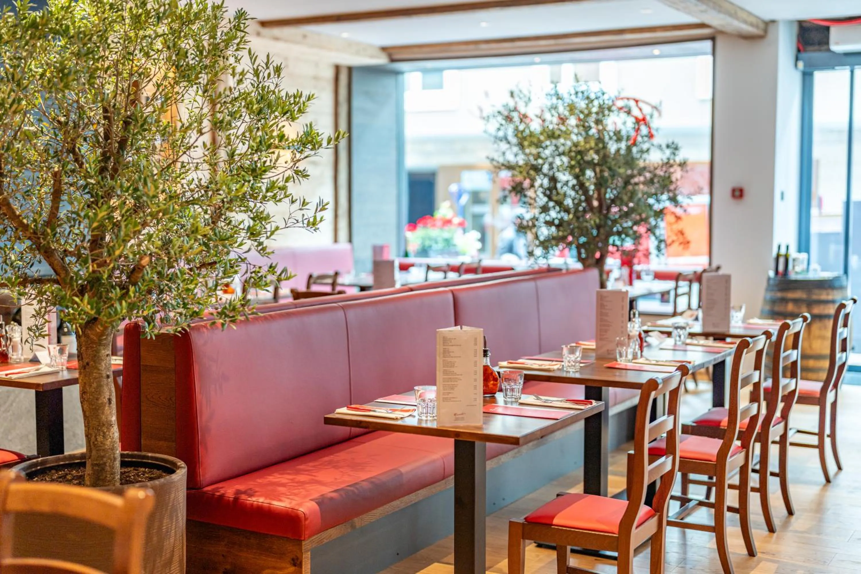 Restaurant/places to eat in Hotel Piz St. Moritz