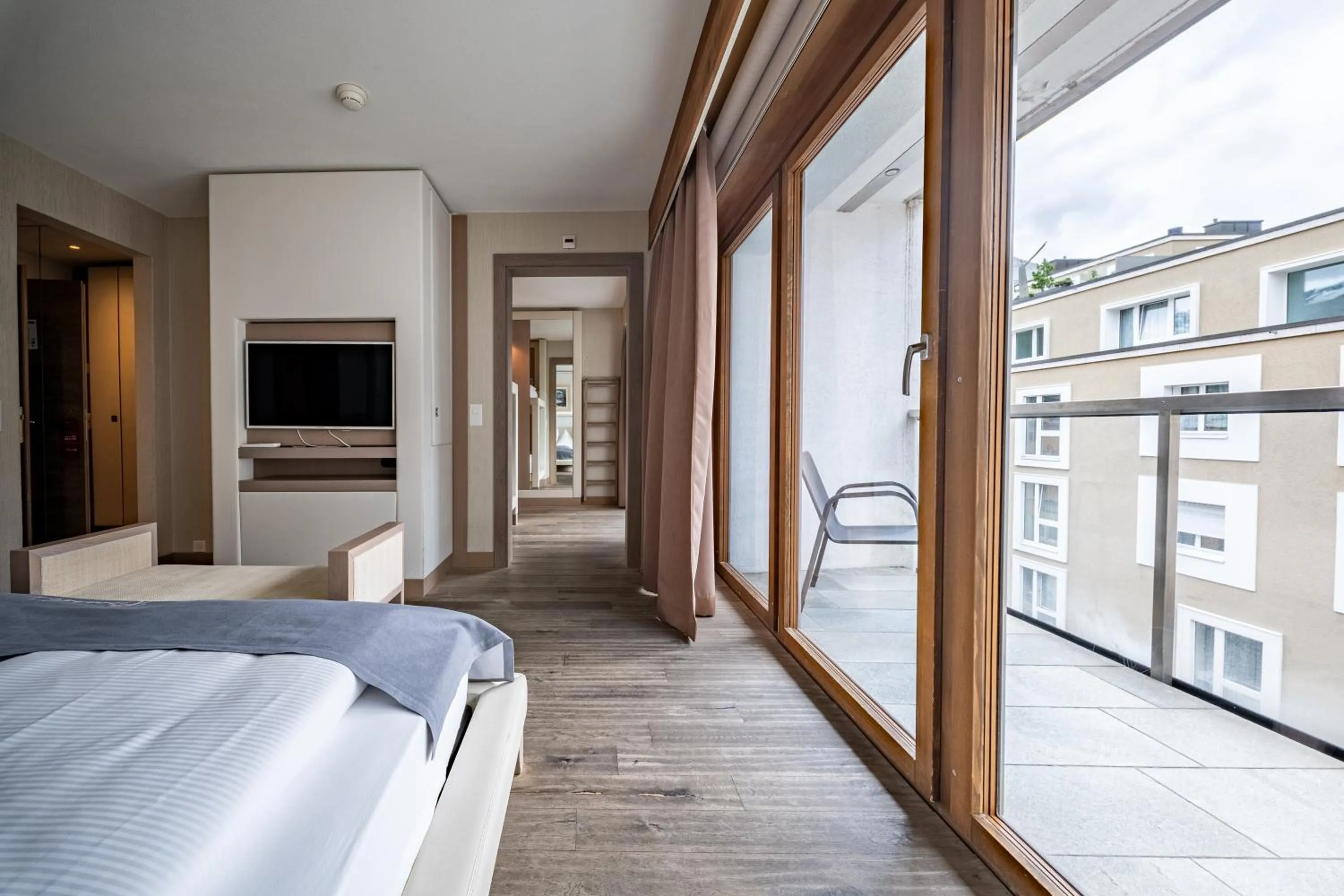 Photo of the whole room, Bed in Hotel Piz St. Moritz