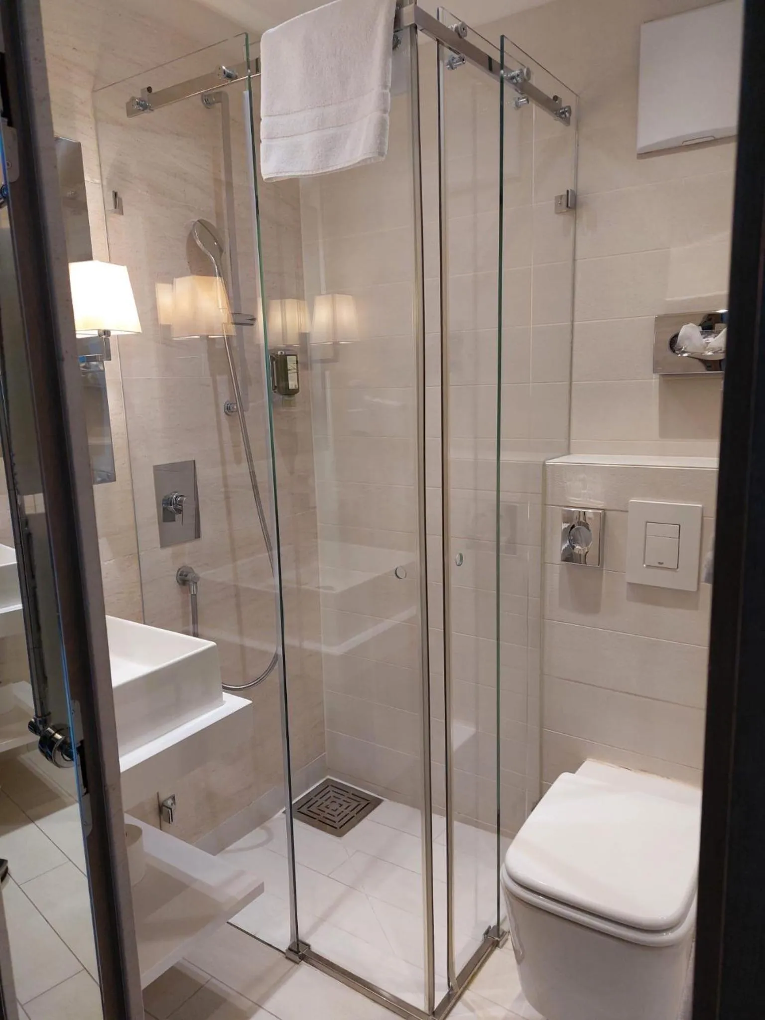 Shower in Hotel Piz St. Moritz