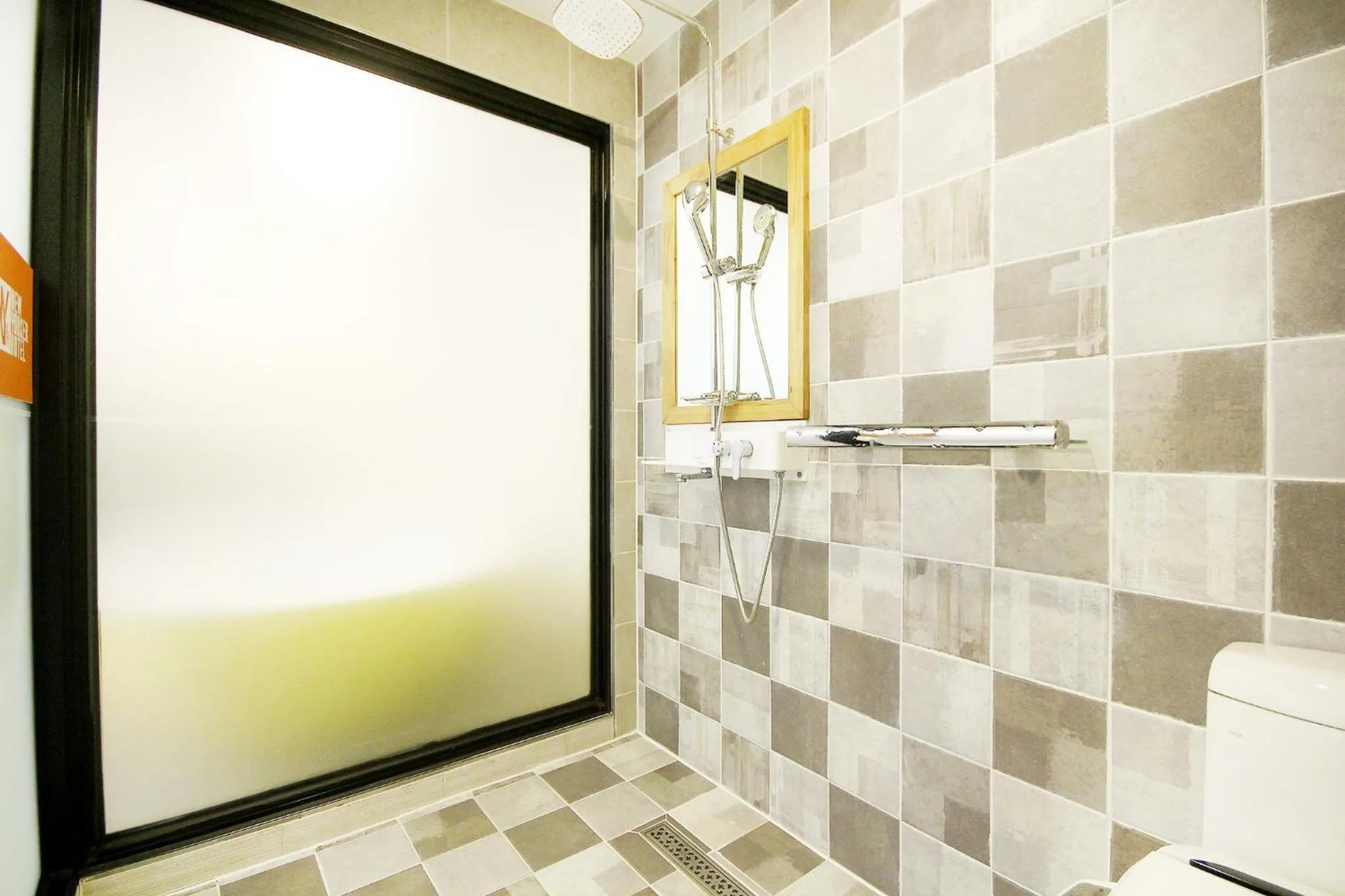 No.1 New Yorker Hotel