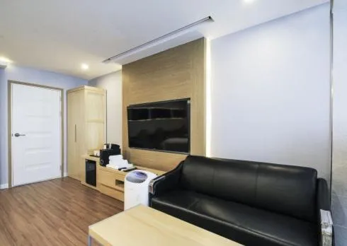 No.1 New Yorker Hotel