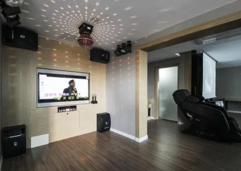 No.1 New Yorker Hotel