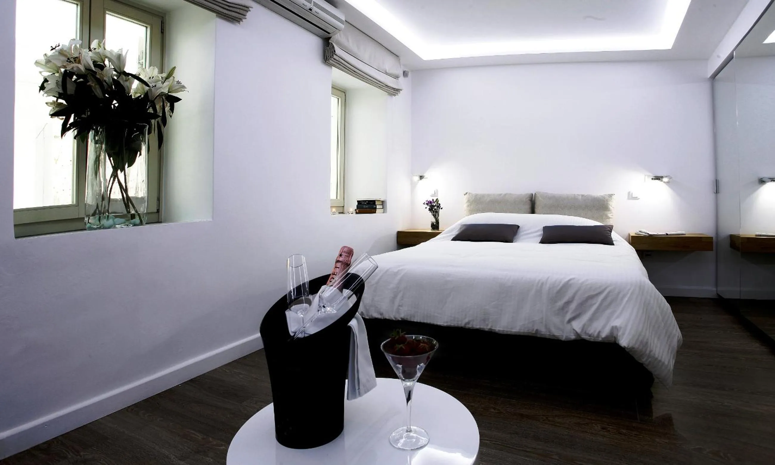 Photo of the whole room, Bed in Fresh Boutique Hotel