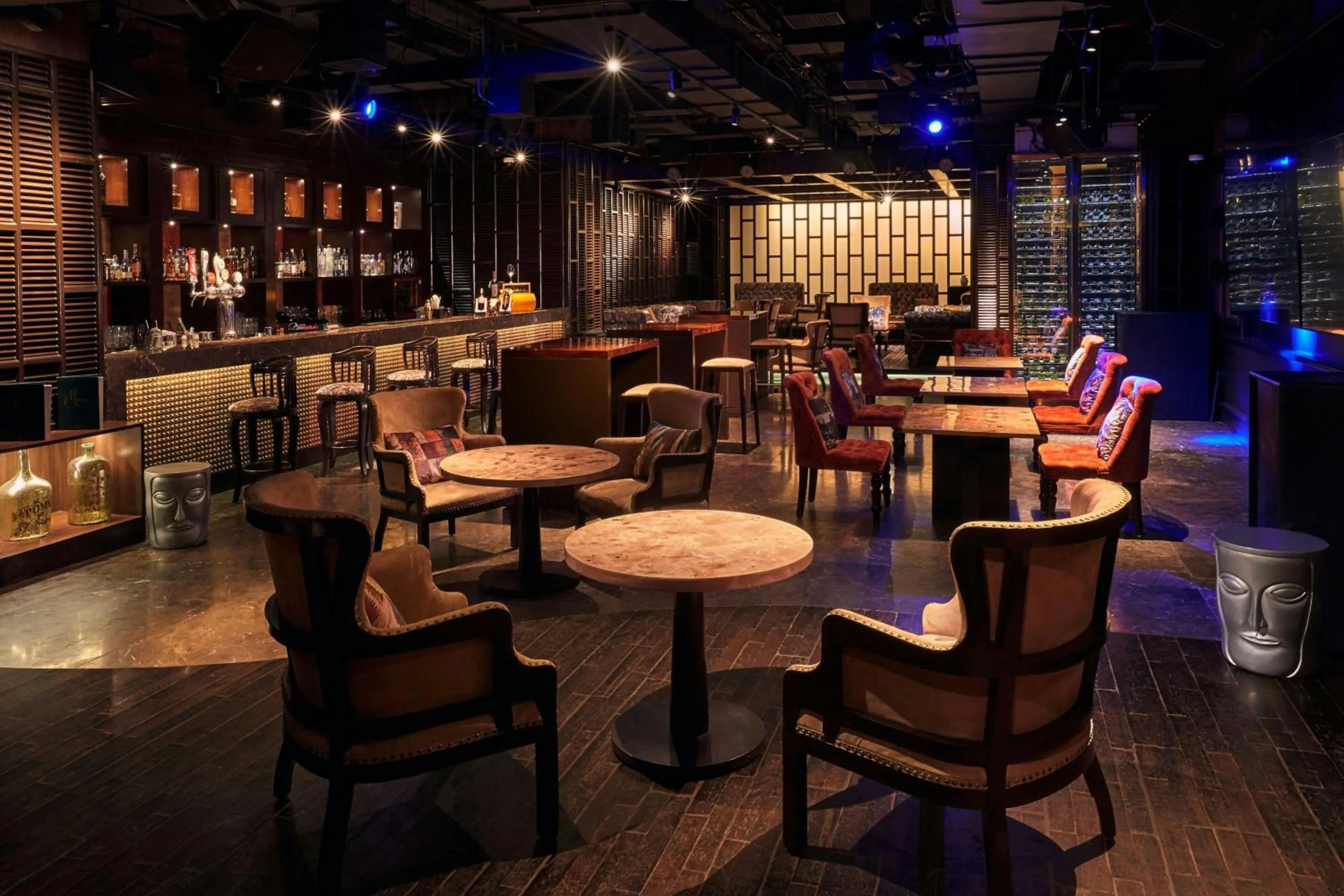 Lounge or bar in Courtyard by Marriott Mumbai International Airport
