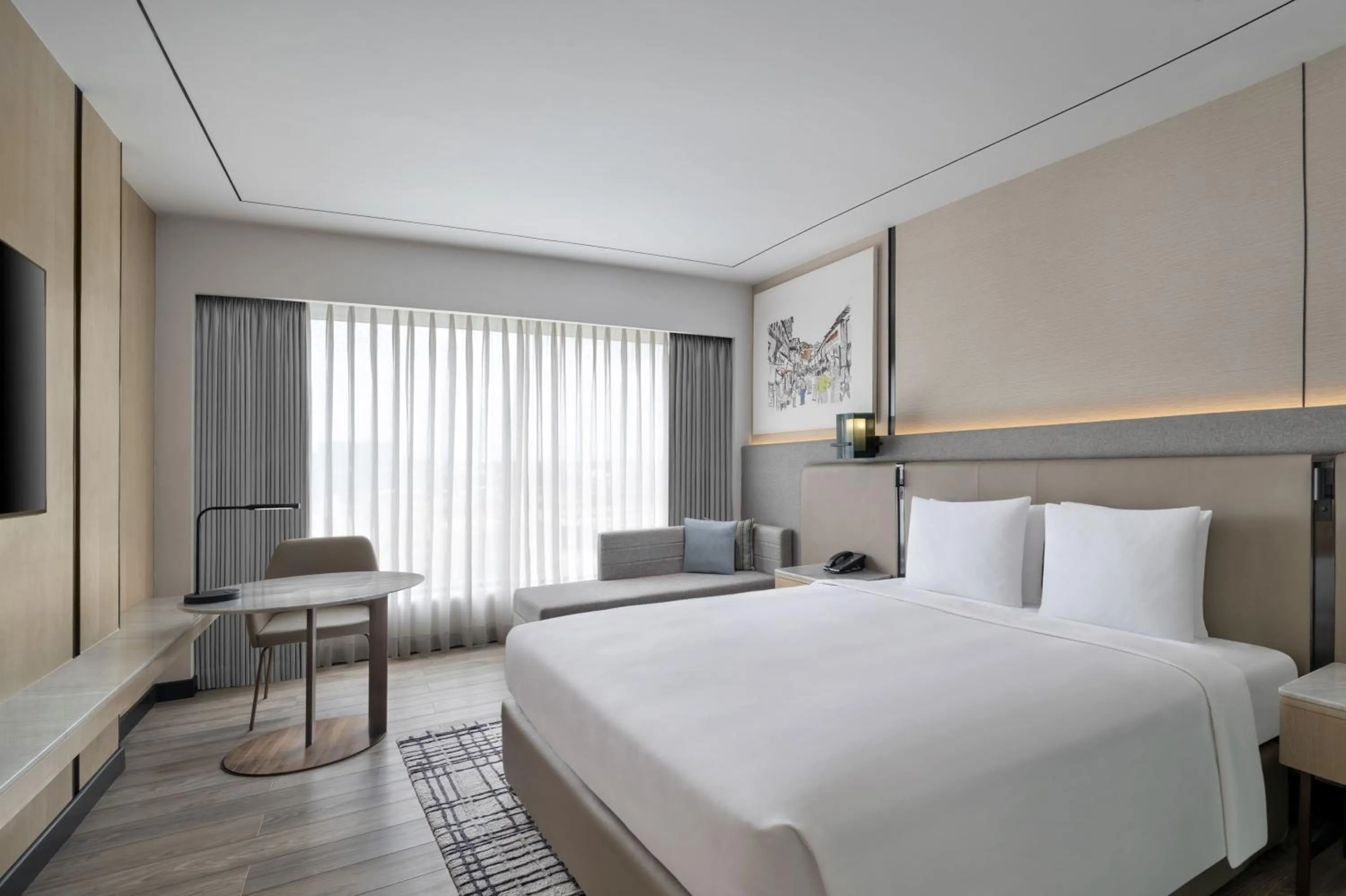 Photo of the whole room, Bed in Courtyard by Marriott Mumbai International Airport