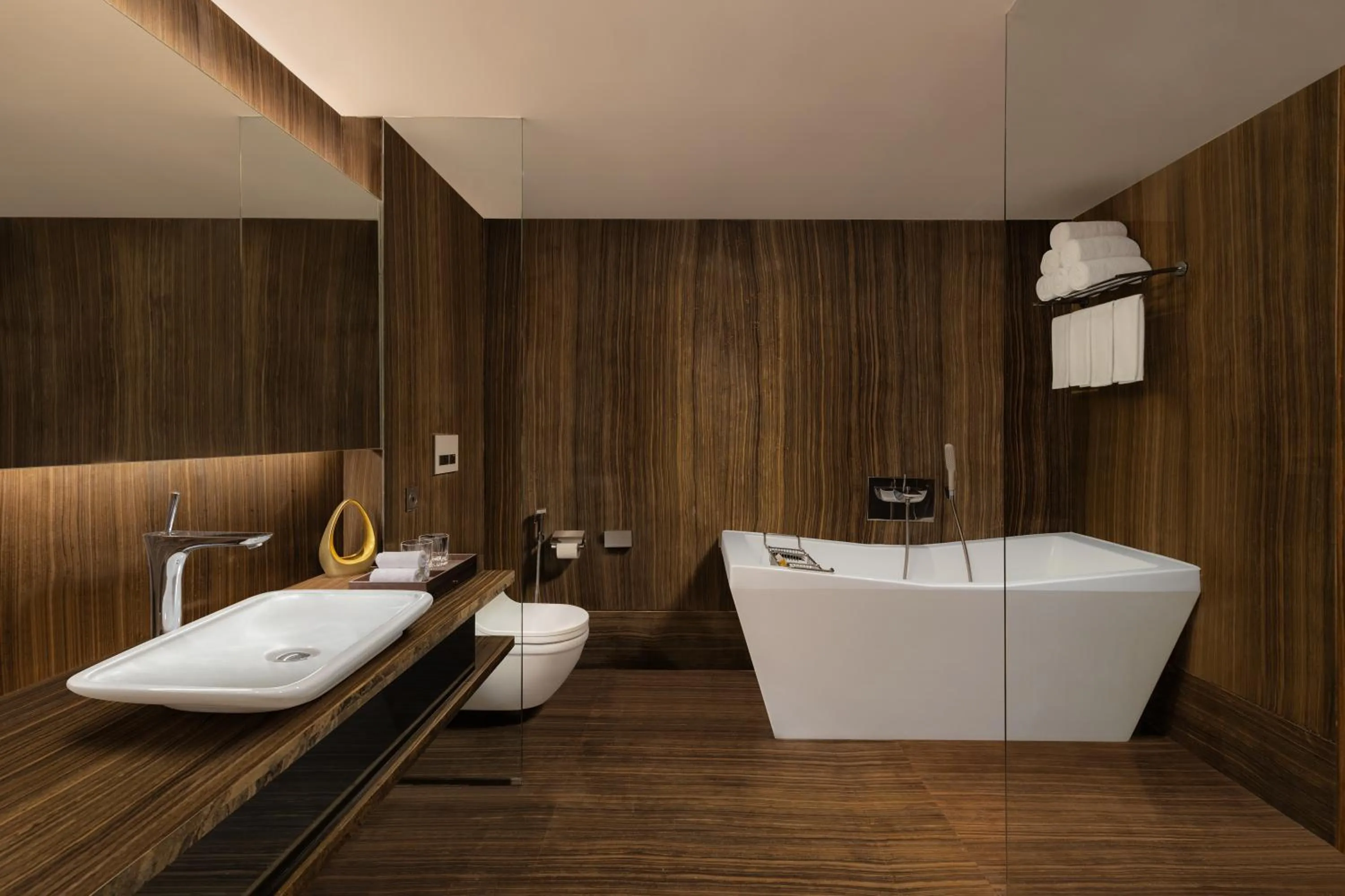 Bathroom in Courtyard by Marriott Mumbai International Airport