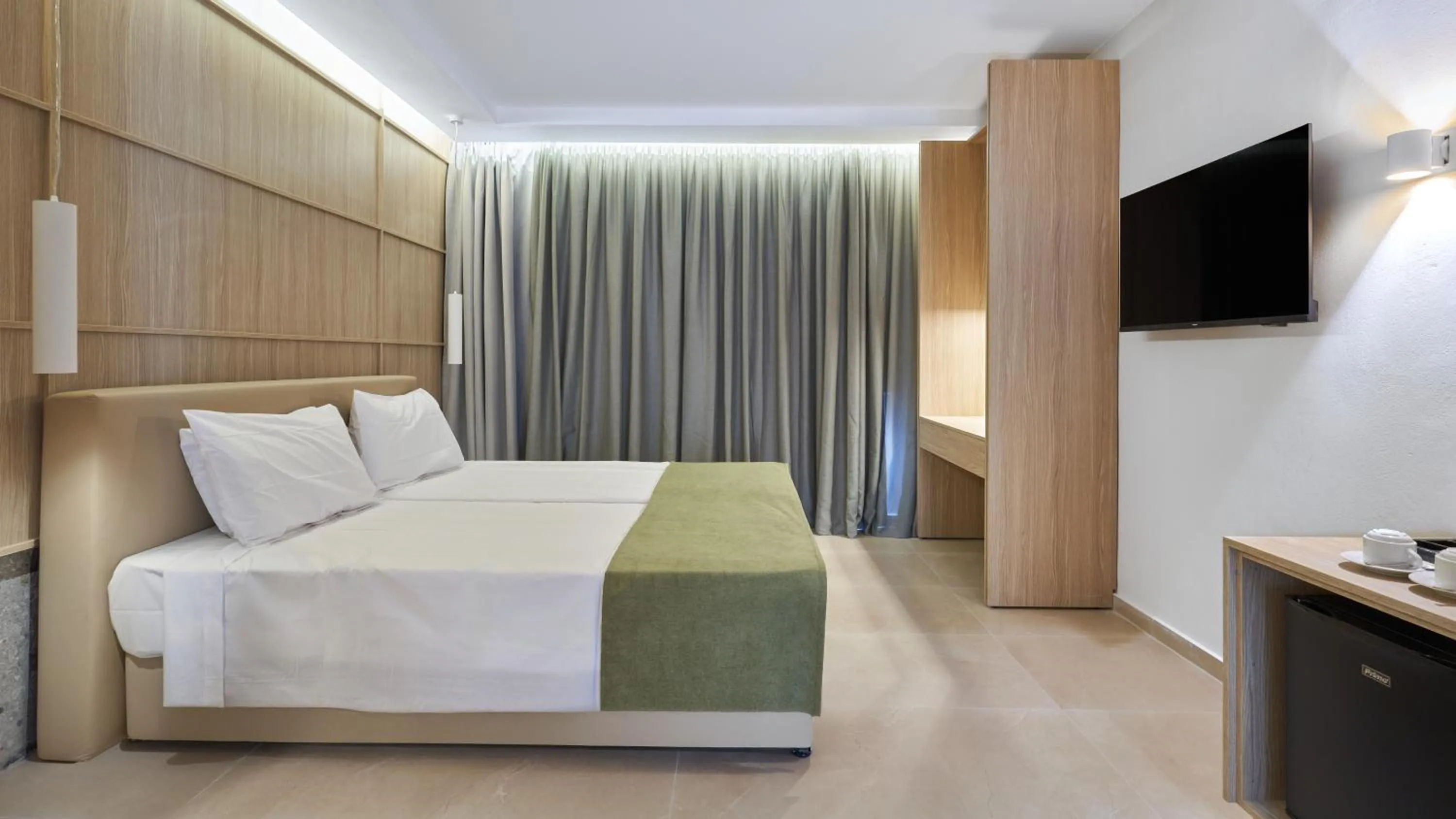 Photo of the whole room, Bed in Eleni Holiday Resort