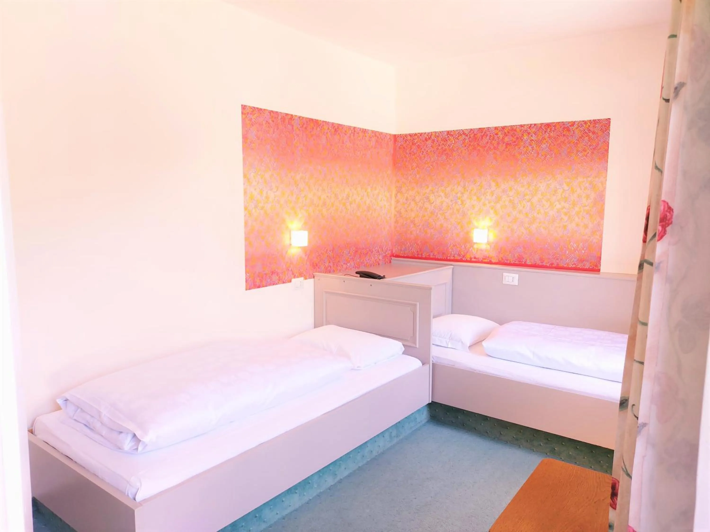 Bed in Hotel Schuster