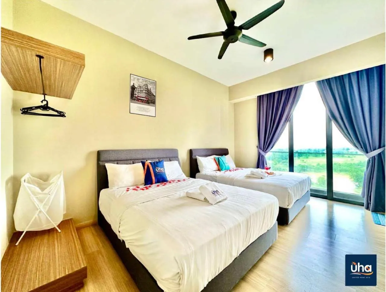 Bed in Cube 8 Teens Taman Mount Austin Apartment by UHA