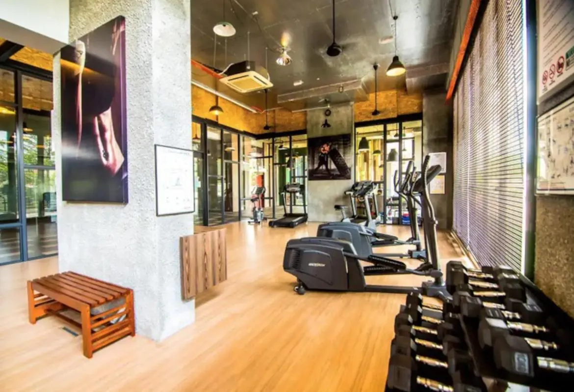 Fitness centre/facilities in Cube 8 Teens Taman Mount Austin Apartment by UHA
