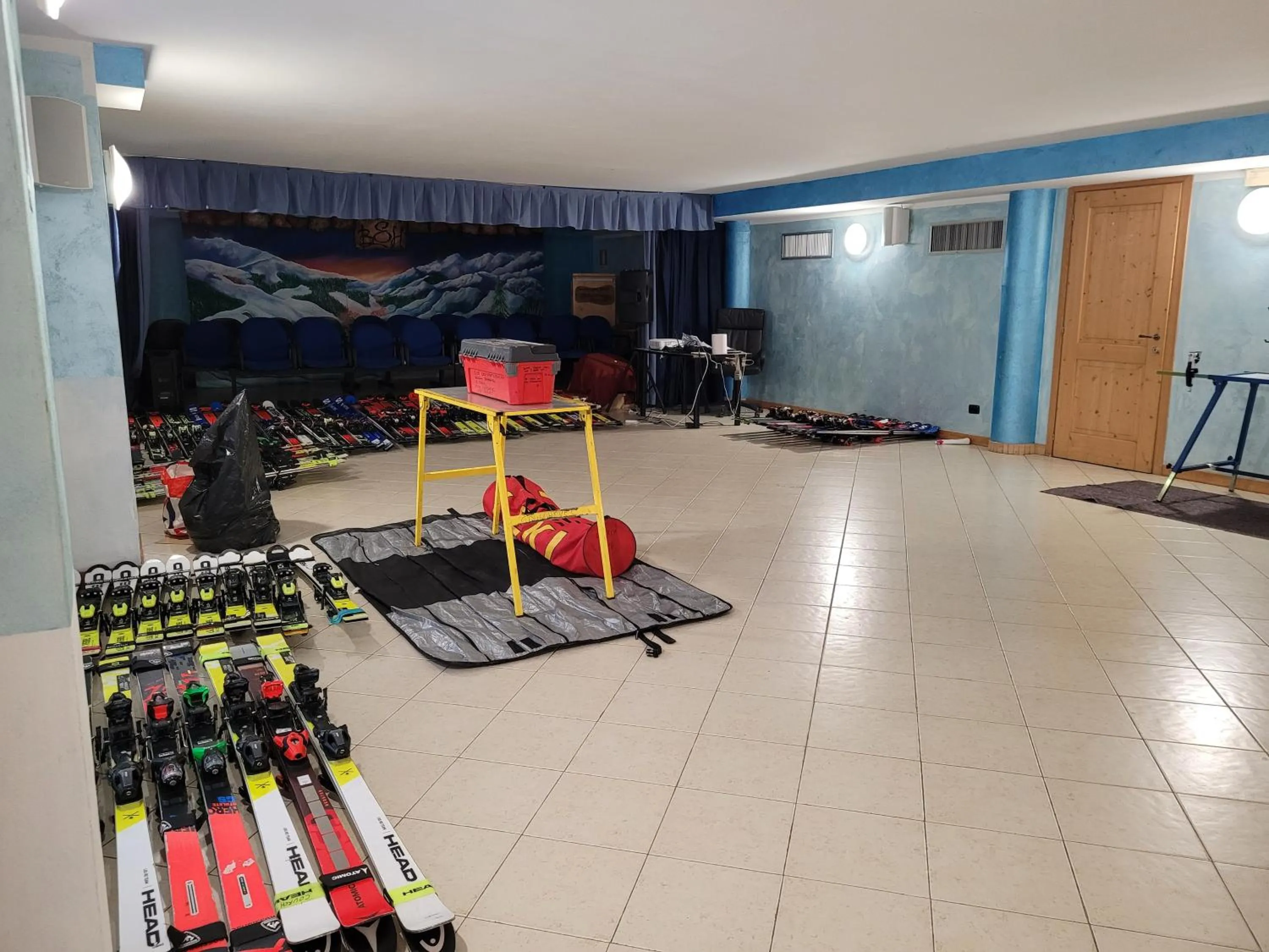 Lounge or bar in Boscone Suite Hotel