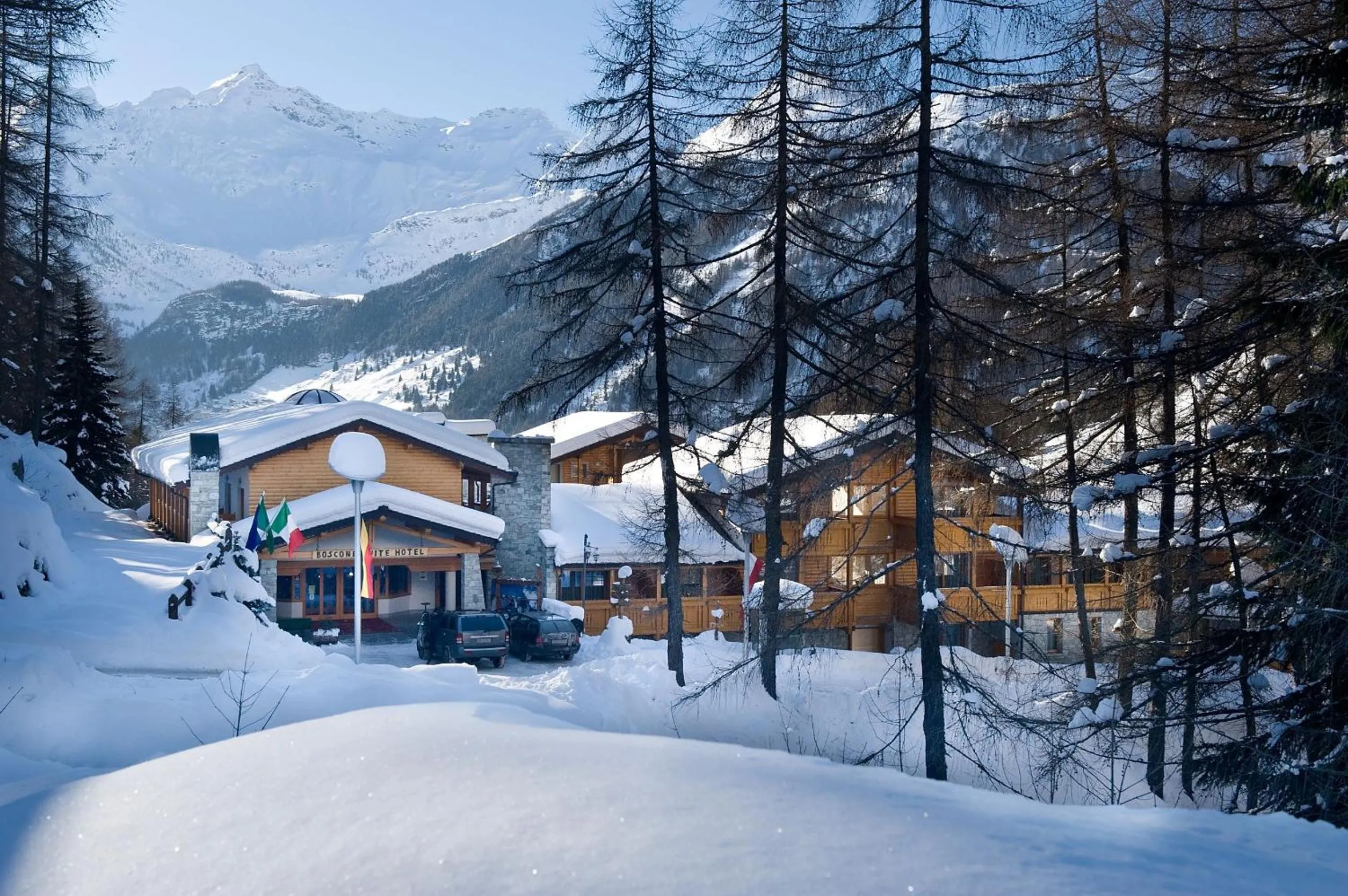 Property building in Boscone Suite Hotel