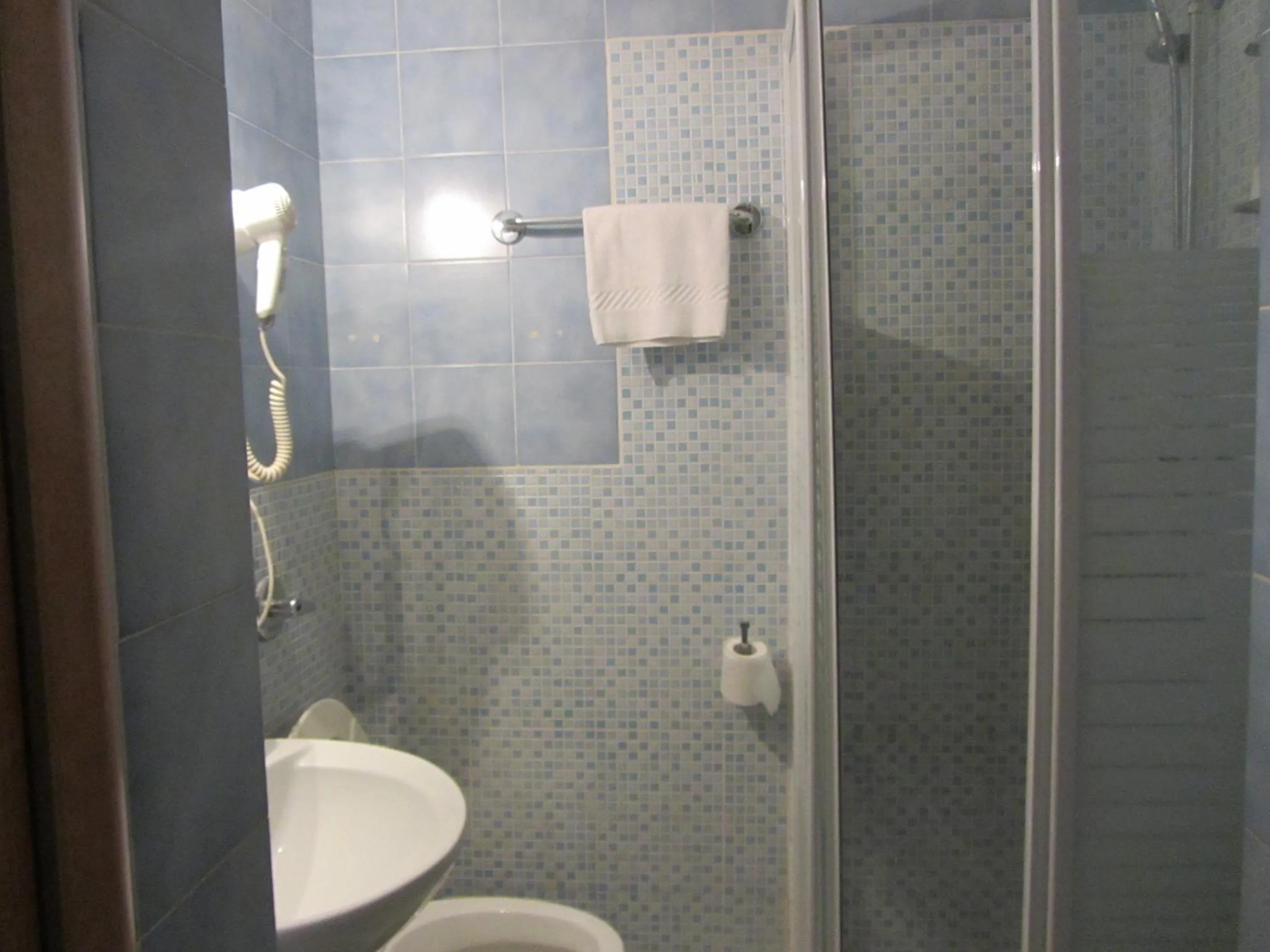 Bathroom in Hotel Nizza