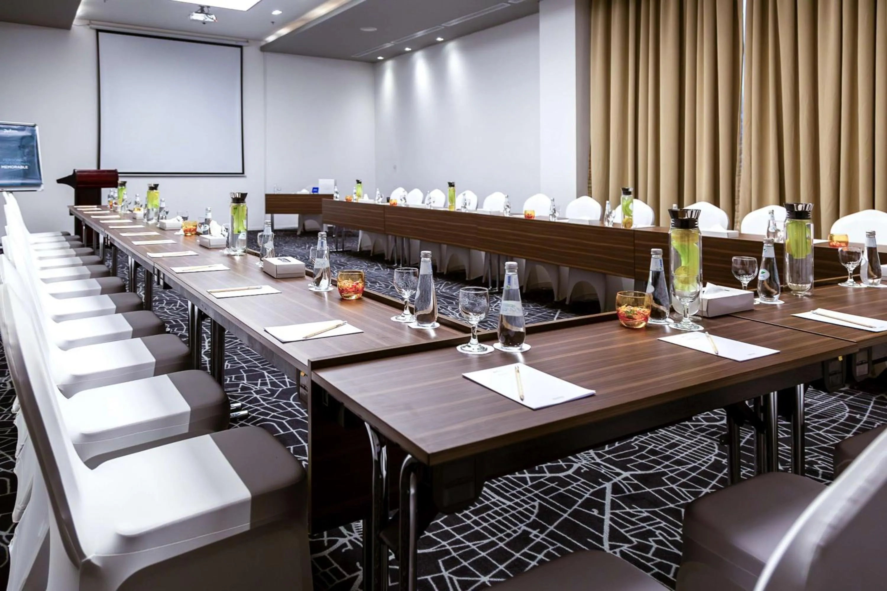 Meeting/conference room in Radisson Hotel & Apartments Dammam Industrial City