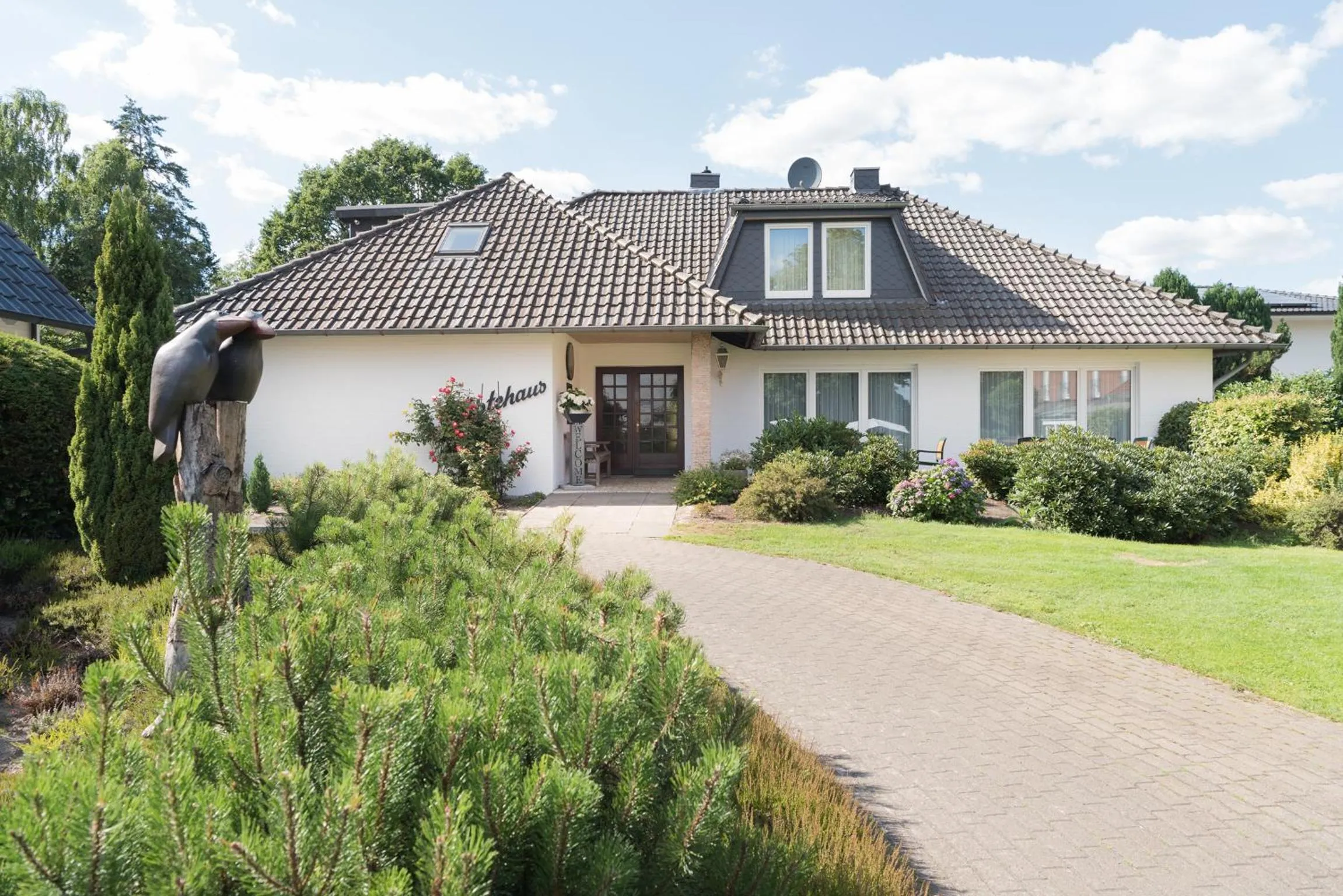 Facade/entrance in Hotel Röhrs