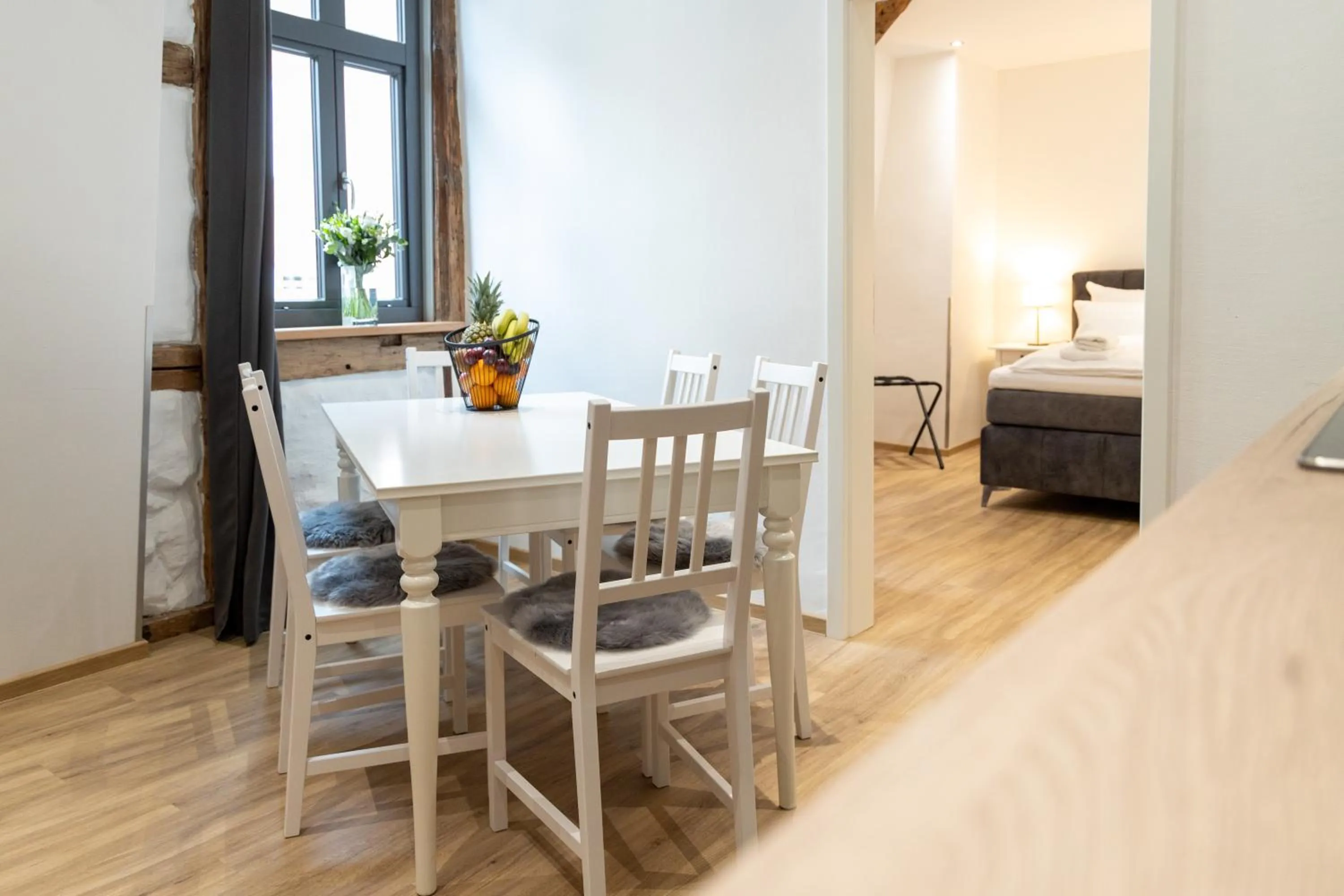 Dining area, Bed in Schiefer Suite Hotel & Apartments