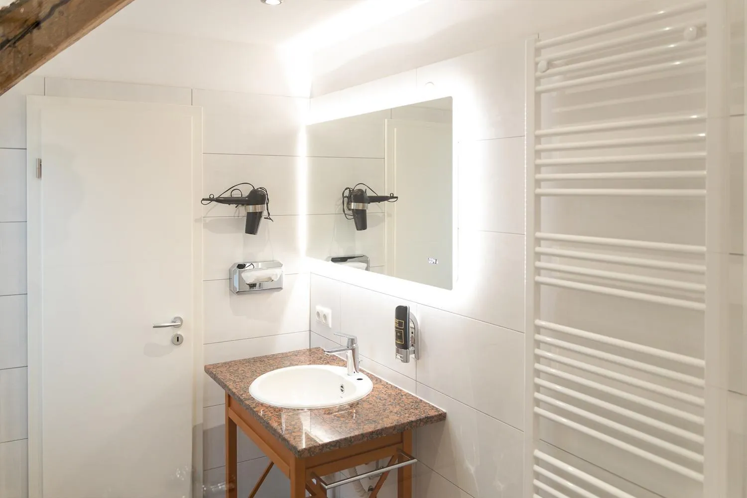 Bathroom in Schiefer Suite Hotel & Apartments