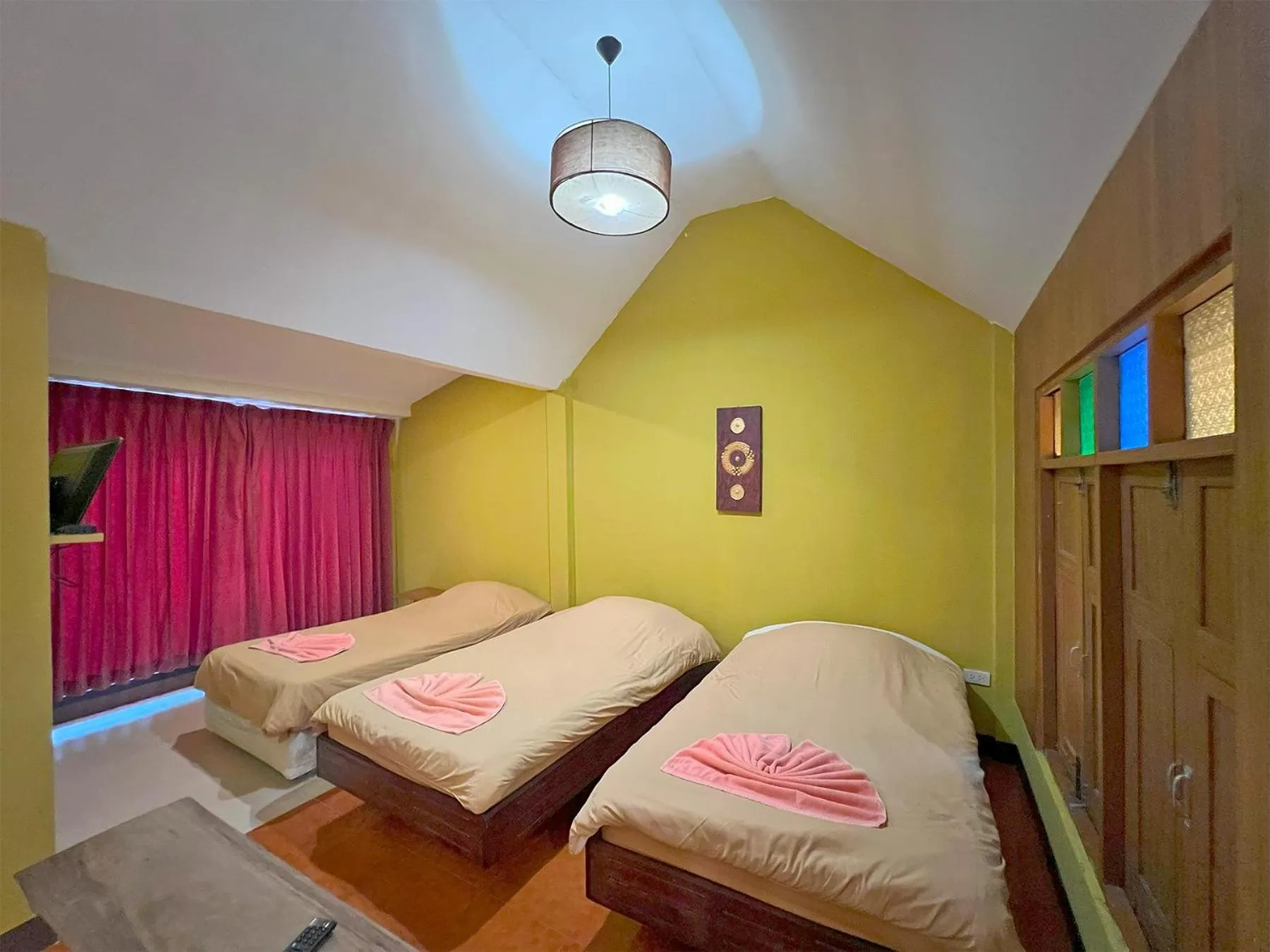 Bed in Phuiyara Resort