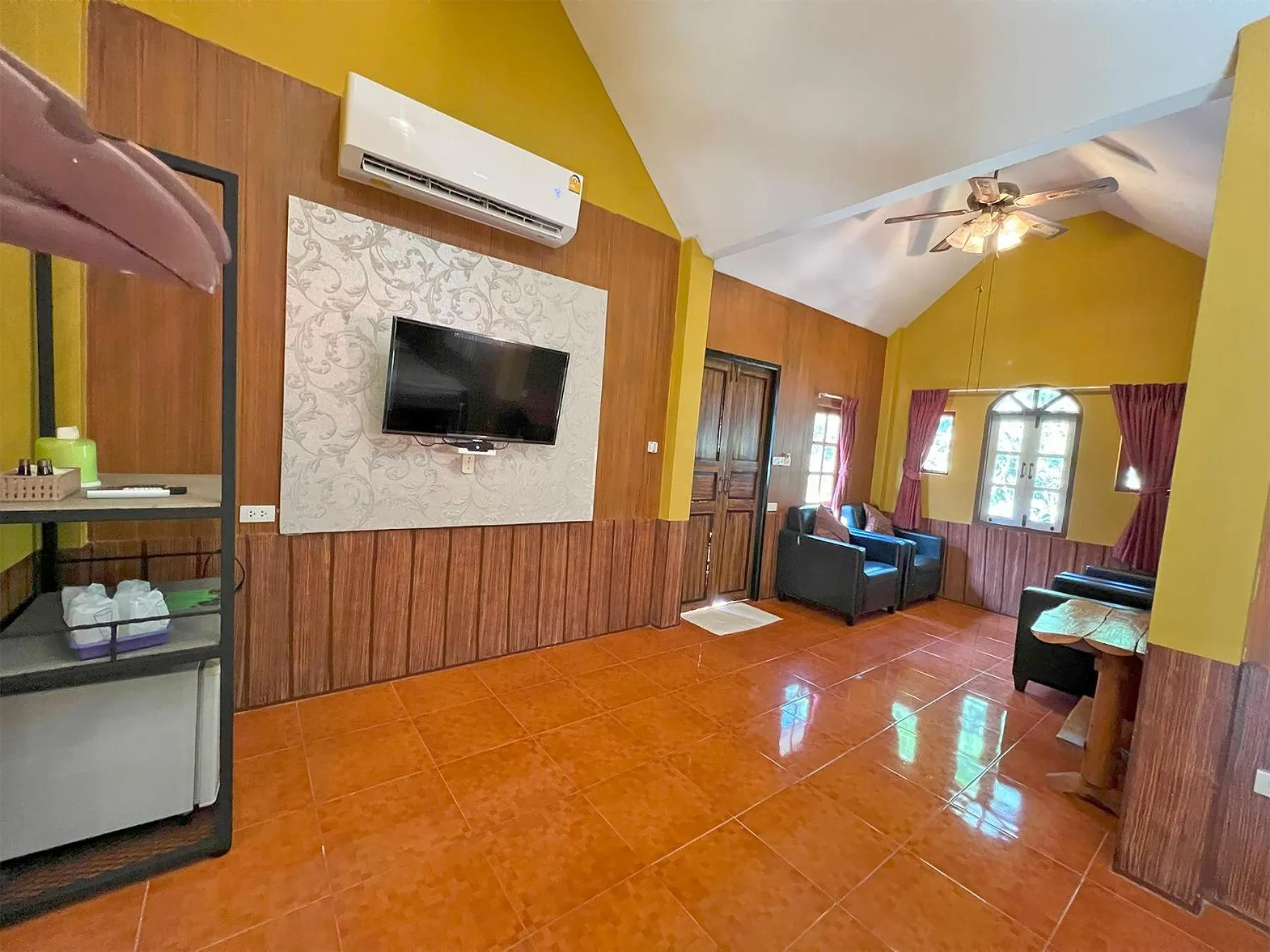 TV and multimedia in Phuiyara Resort