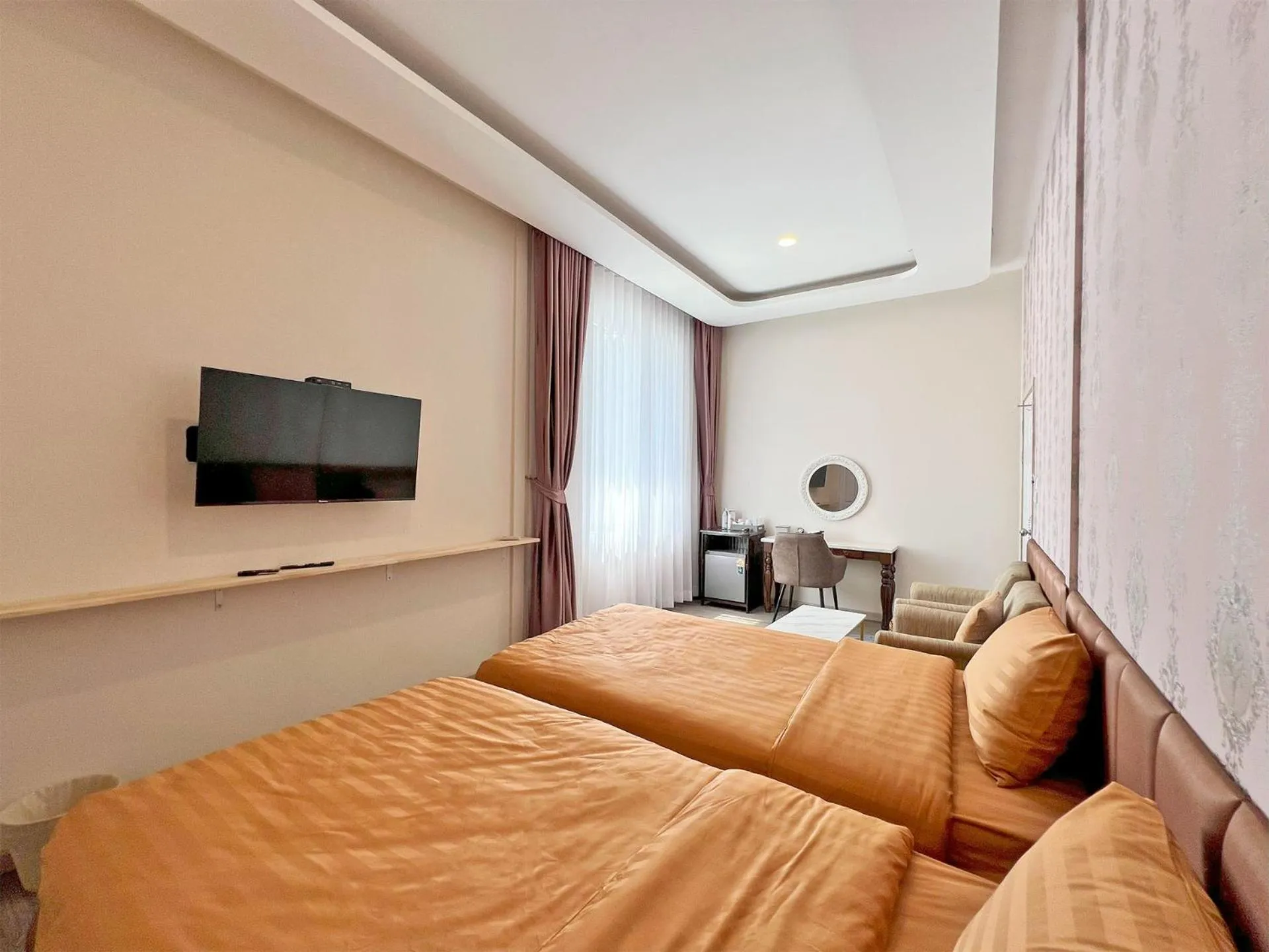 Bed in Phuiyara Resort