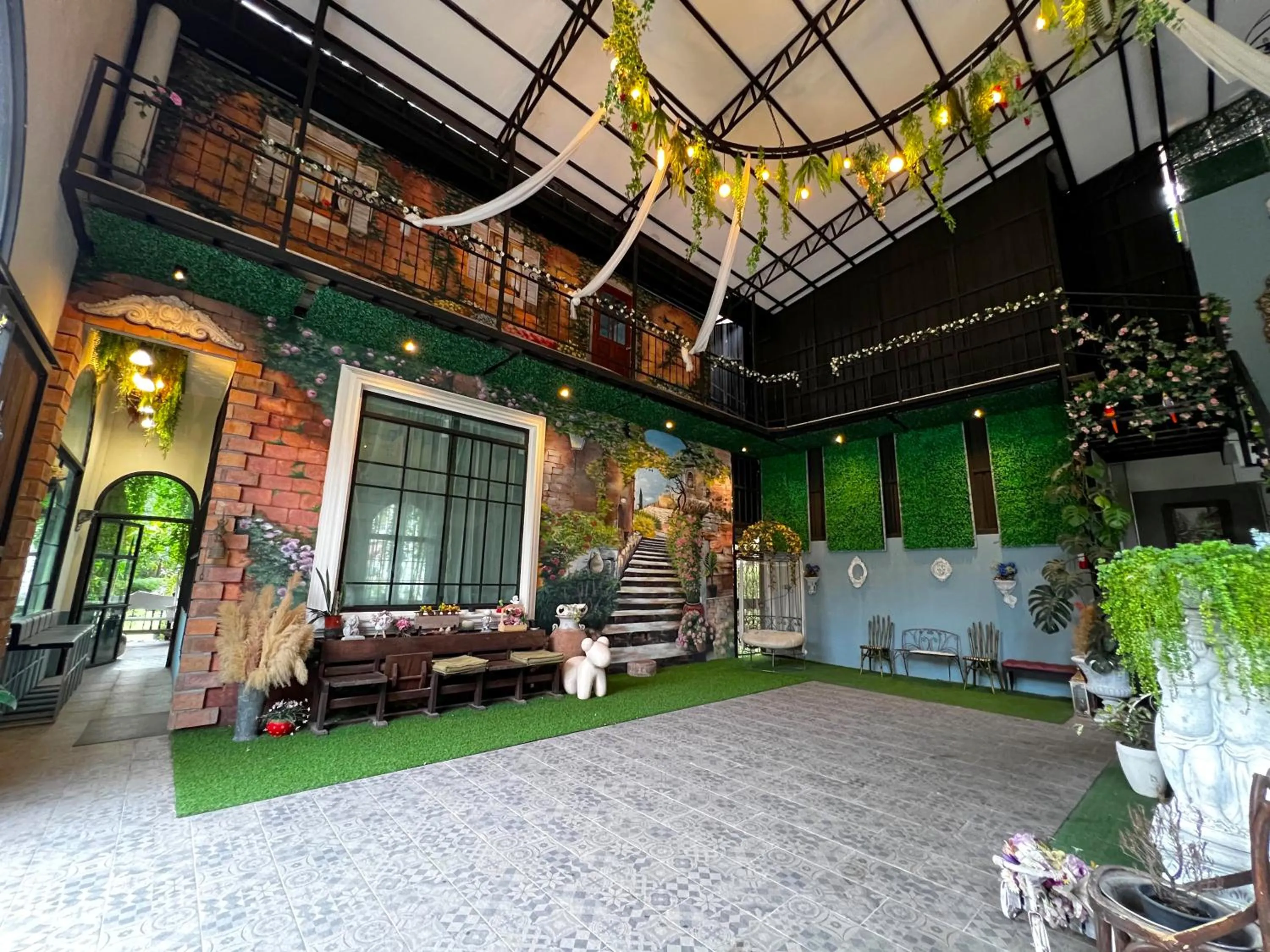 Restaurant/places to eat in Phuiyara Resort