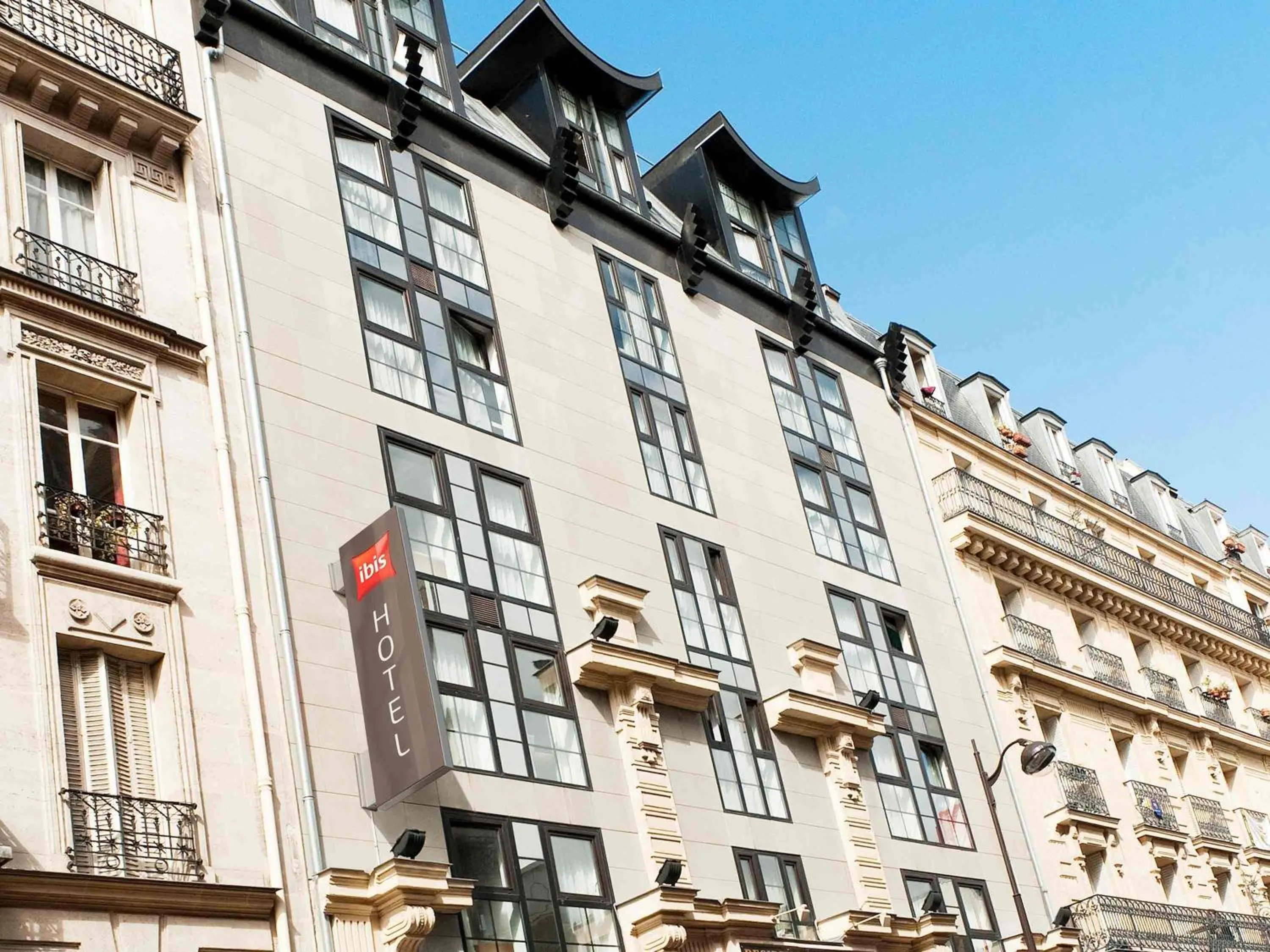 Property building in ibis Paris Bastille Faubourg St Antoine