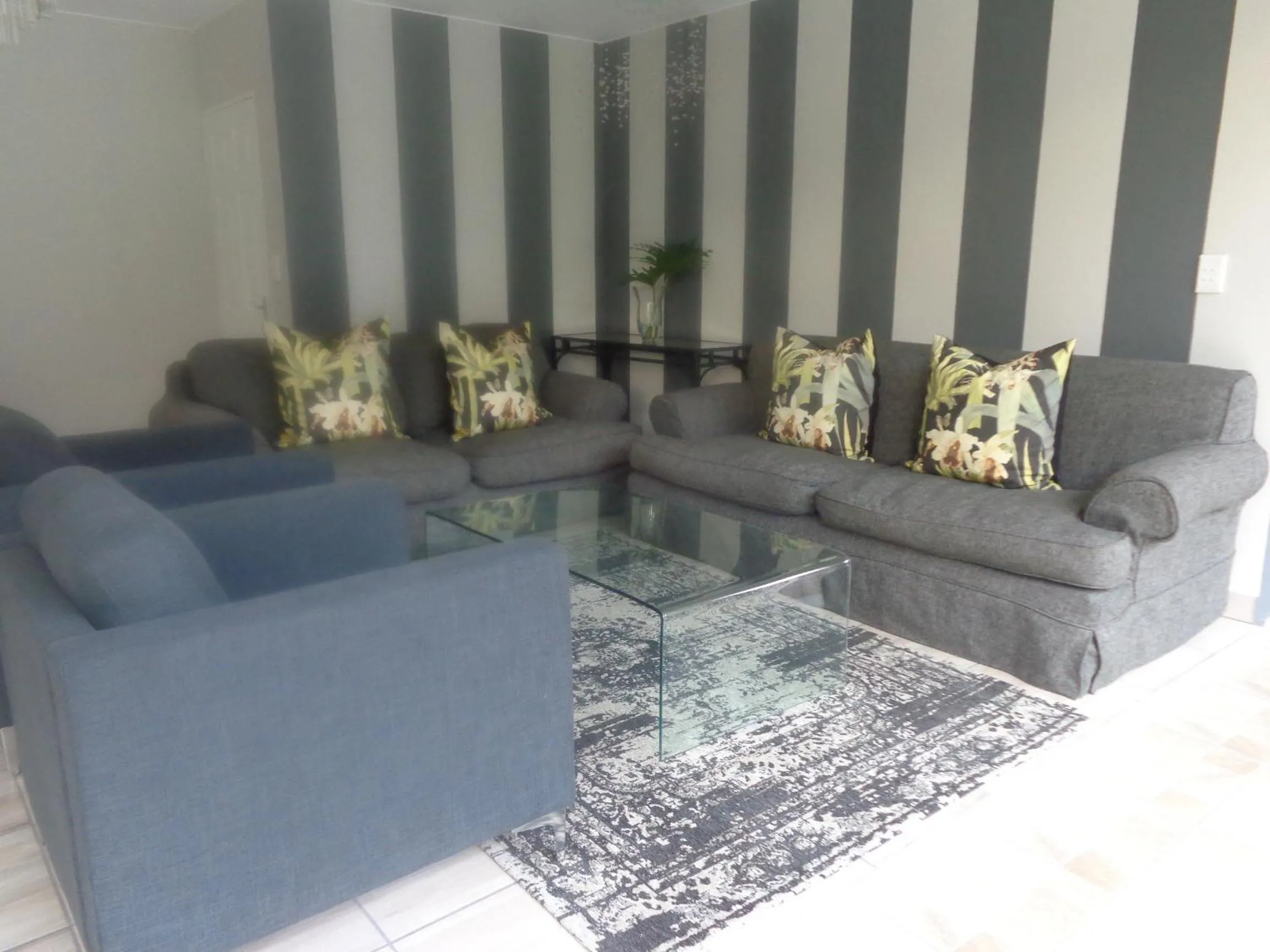 Decorative detail in Thatchfoord Lodge