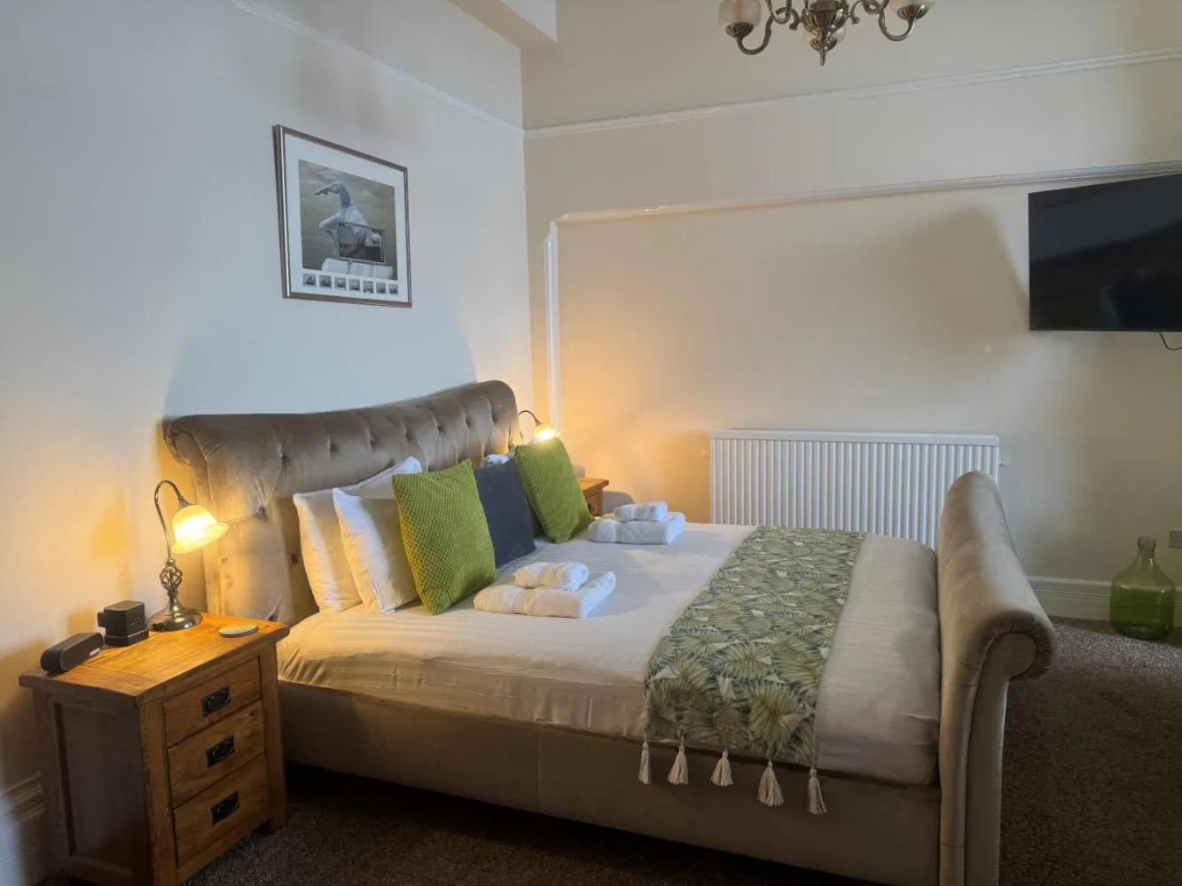 Bed in The Red Lion Hotel