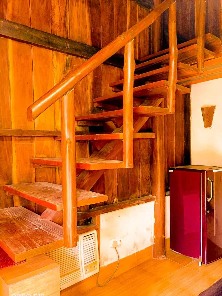 Facade/entrance in The Kingdom, Havelock