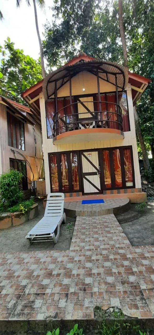 Property building in The Kingdom, Havelock