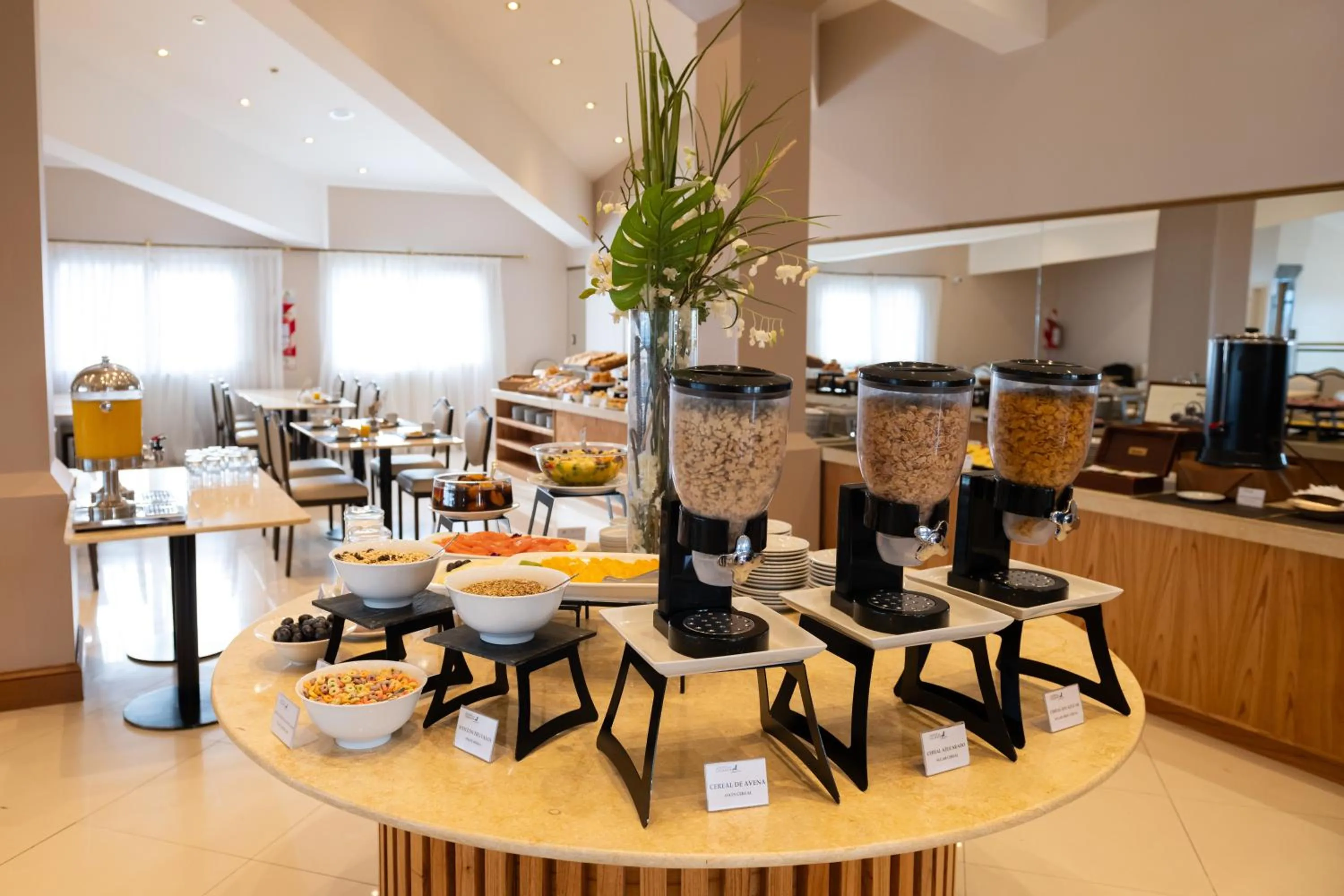 Buffet breakfast in Lagos Del Calafate