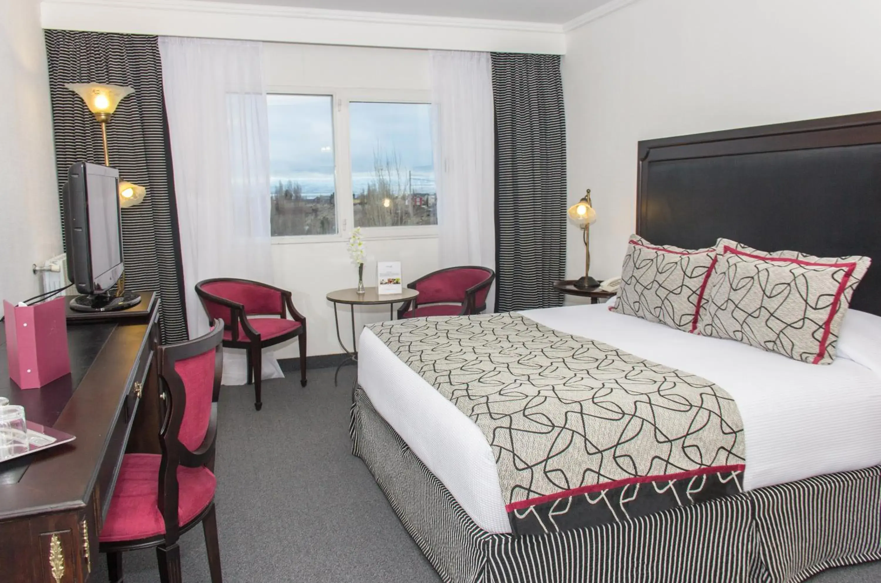 Superior Double or Twin Room in Lagos Del Calafate Superior Double or Twin Room in Lagos Del Calafate