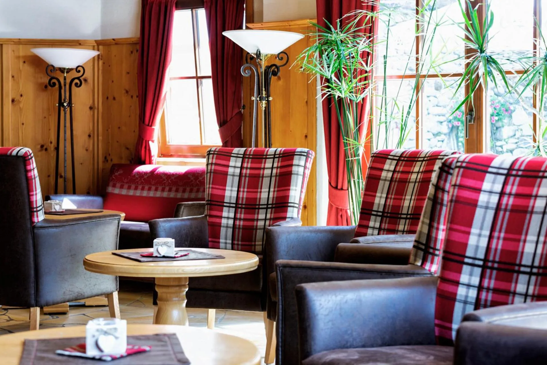 Lounge or bar in Hotel Similaun