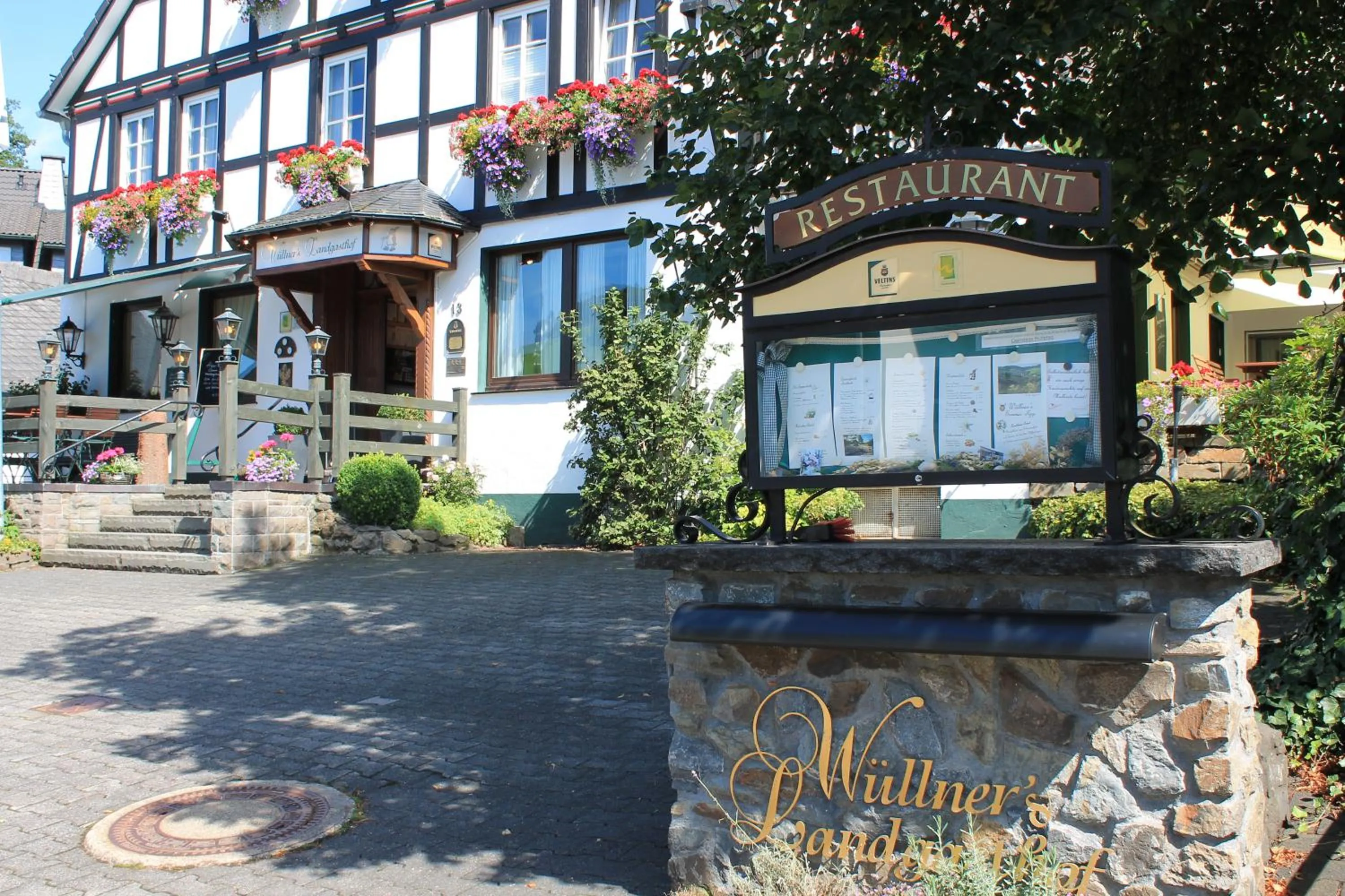 Facade/entrance in Wüllner's Landgasthof