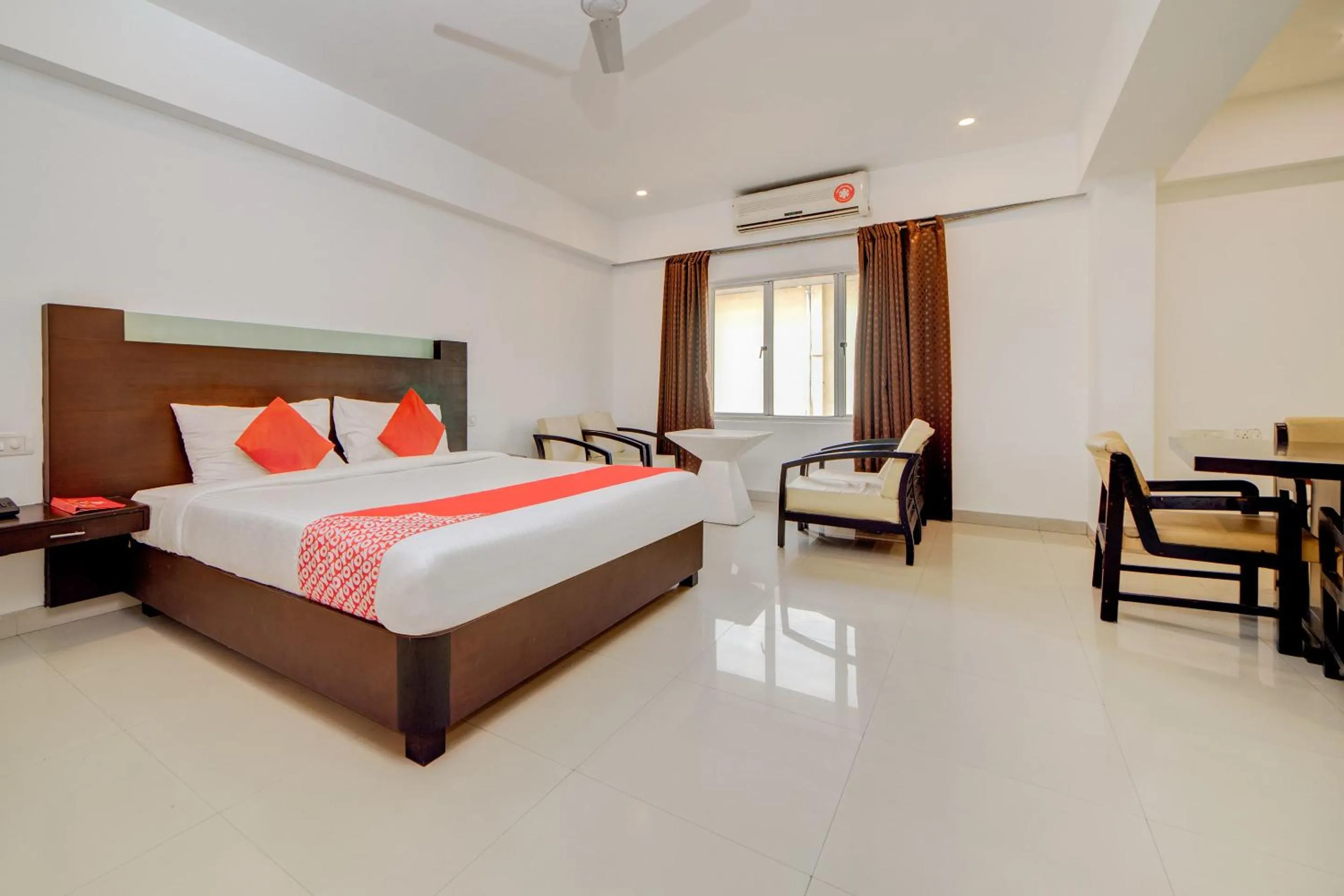 Bedroom, Bed in Hotel O Kachiguda Railway Station