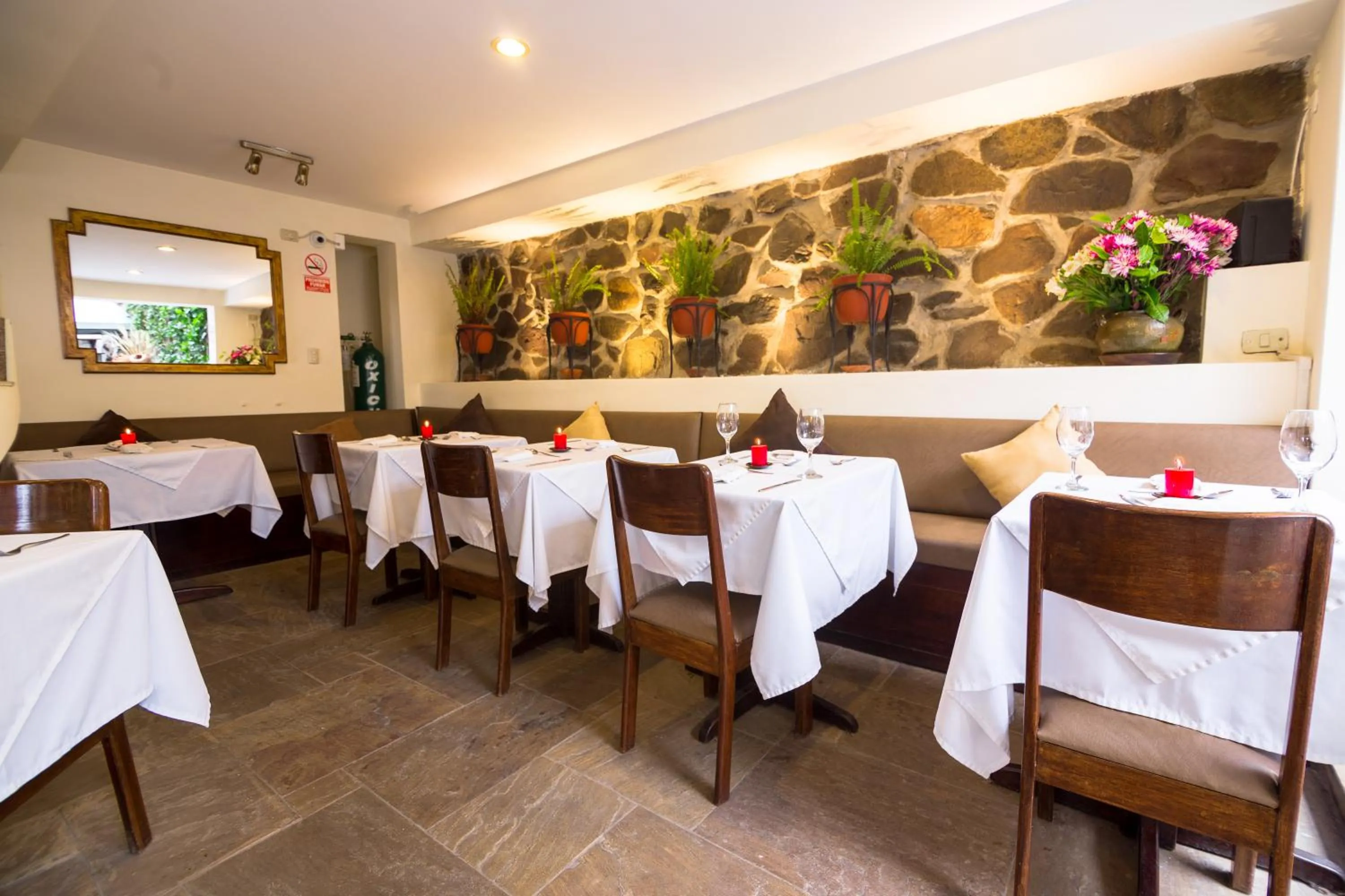 Restaurant/places to eat in Hotel Encantada Casa Boutique Spa