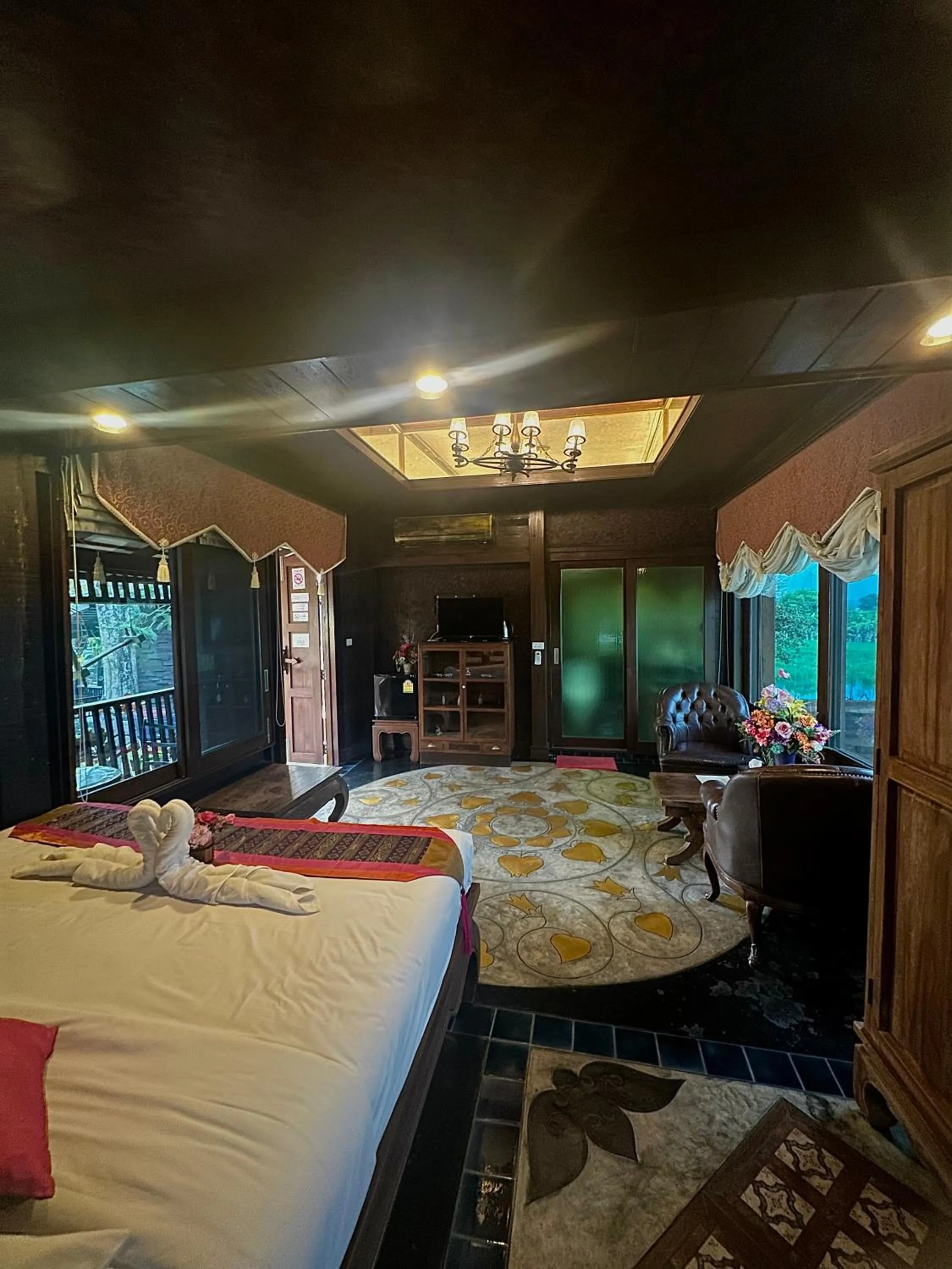 Bed in Bantunglom Resort